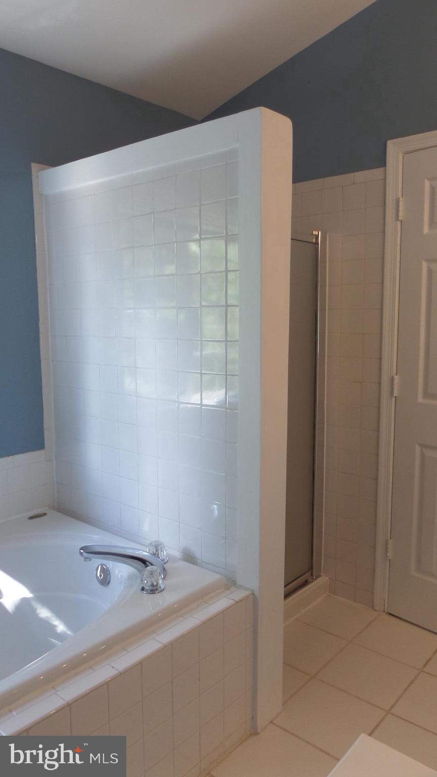 KINGSTOWNE - Residential Lease