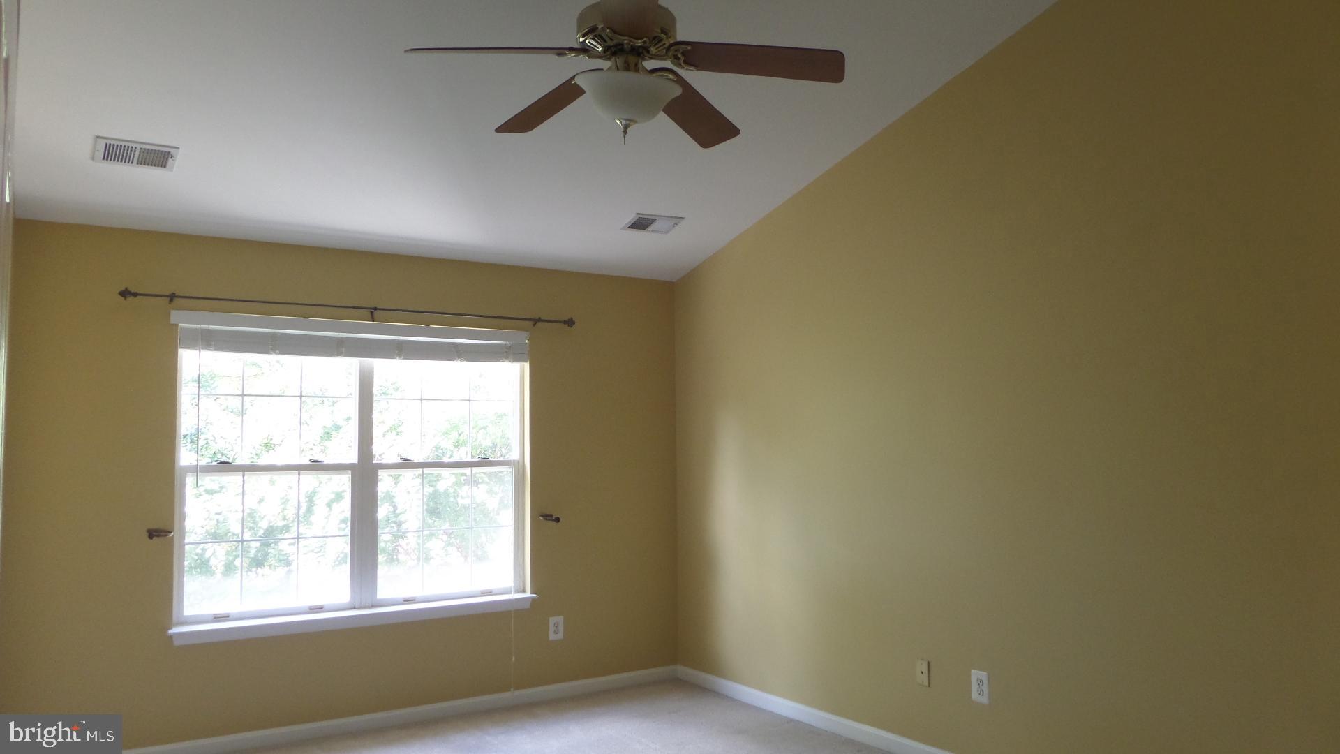 KINGSTOWNE - Residential Lease