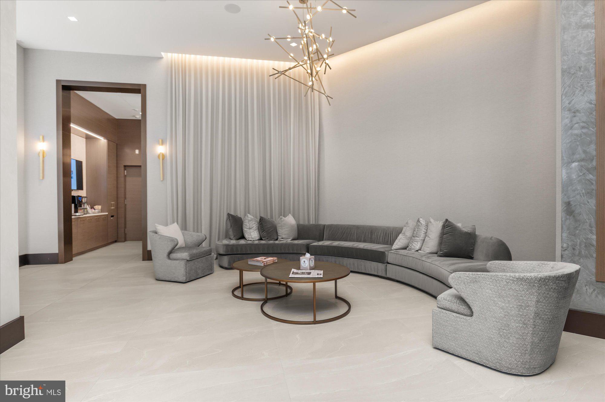 ALEXANDRIA - Residential