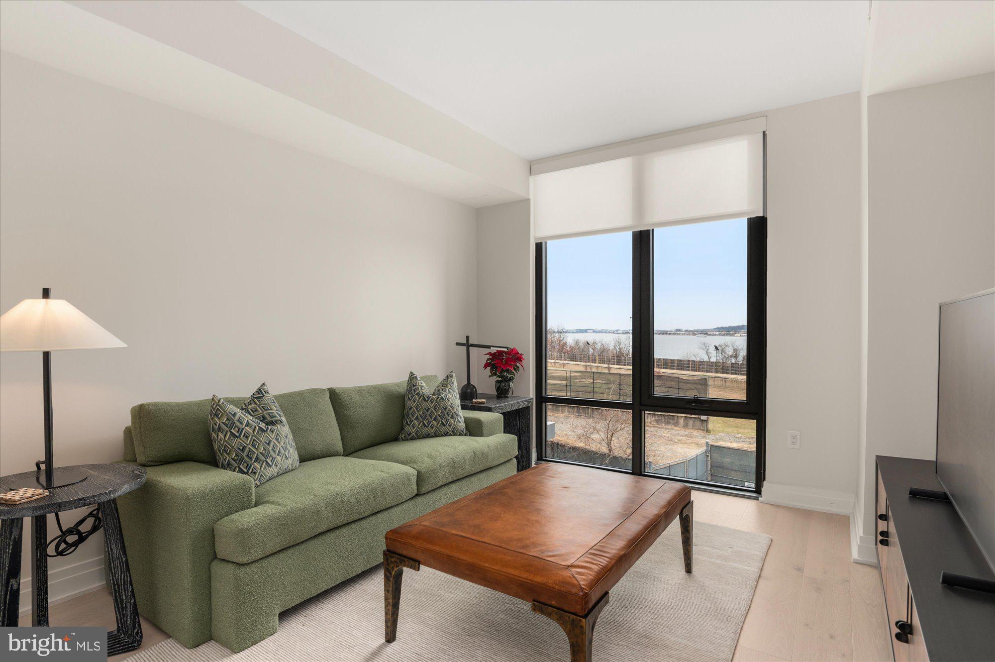 ALEXANDRIA - Residential