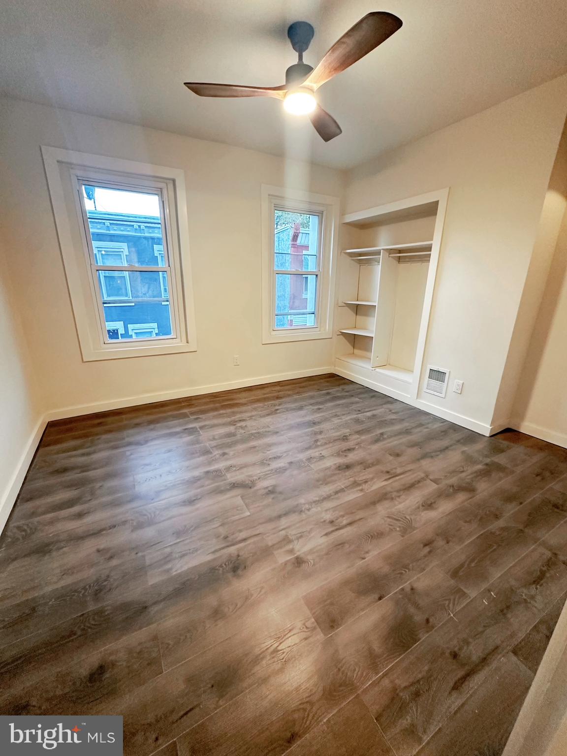 PHILADELPHIA - Residential