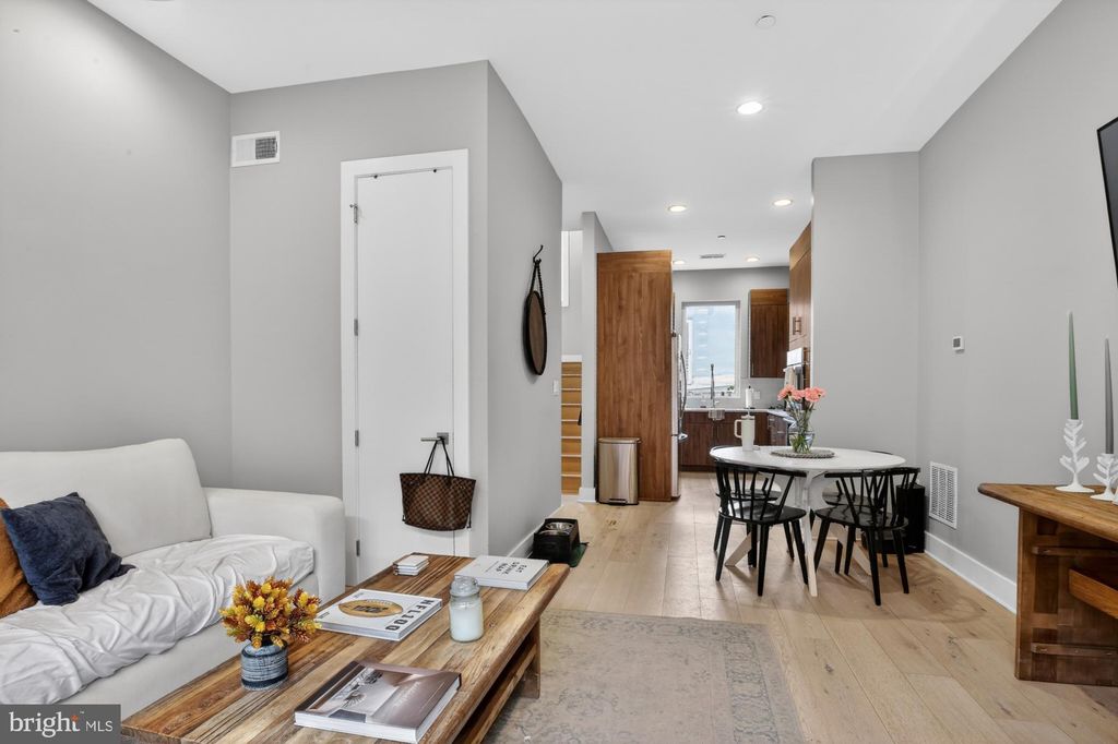 Photo of 151 N 2nd Street #5, PHILADELPHIA, PA 19106 (MLS # PAPH2592690)