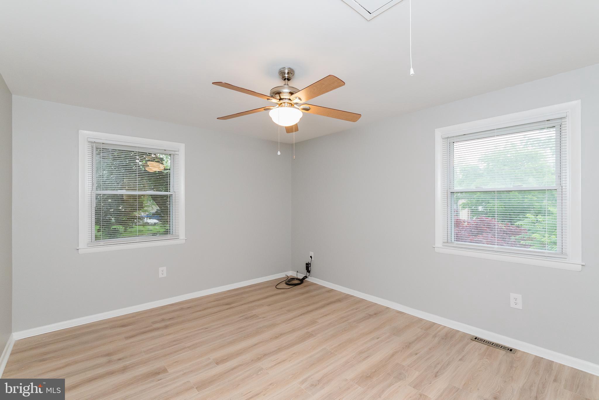 MUNSON HEIGHTS - Residential