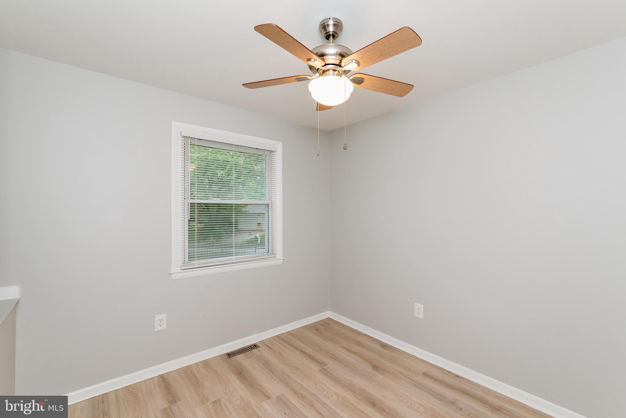 MUNSON HEIGHTS - Residential