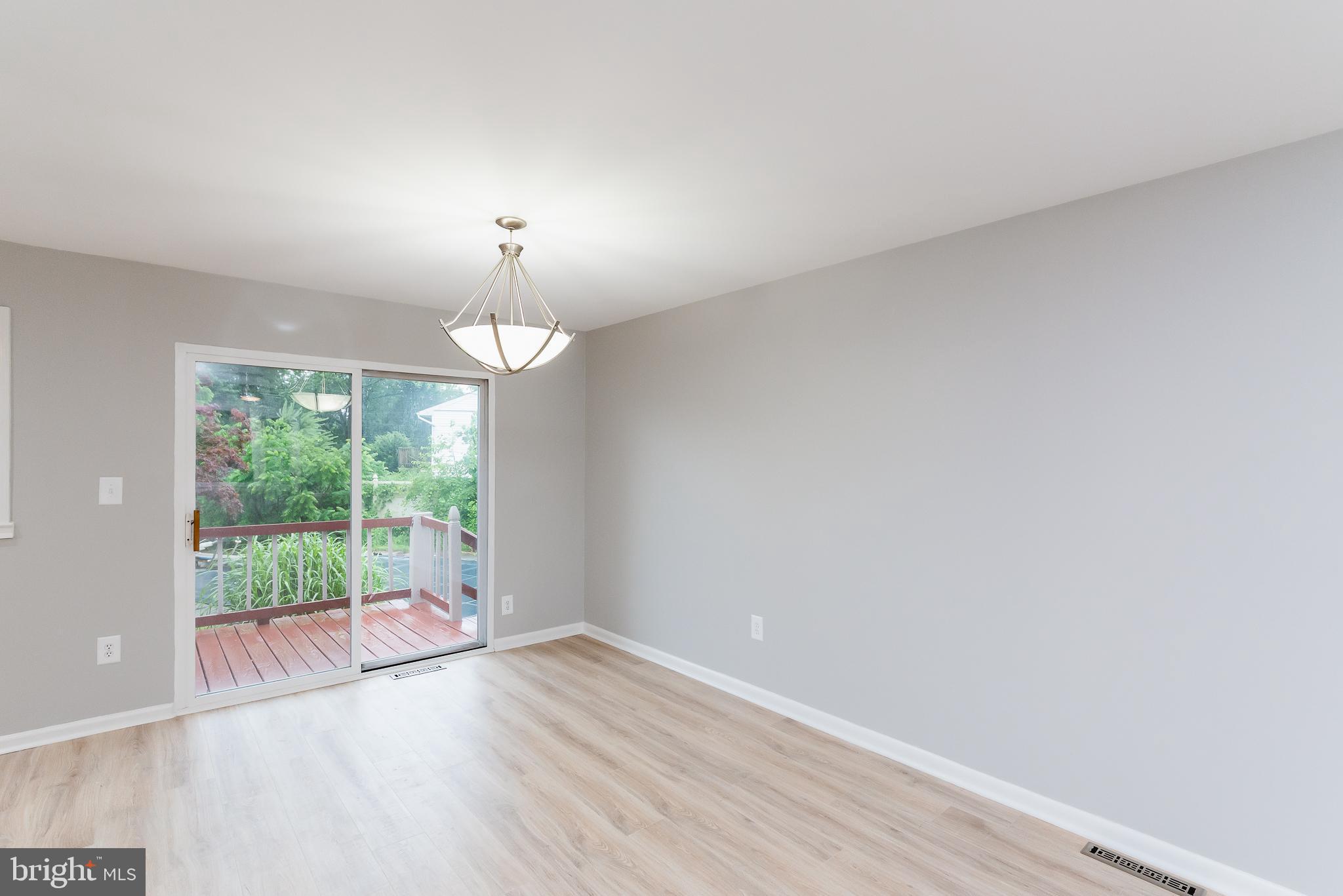 MUNSON HEIGHTS - Residential