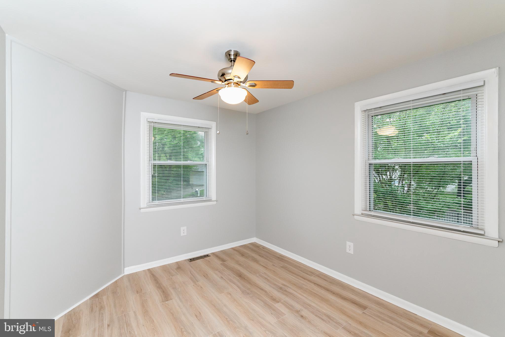 MUNSON HEIGHTS - Residential