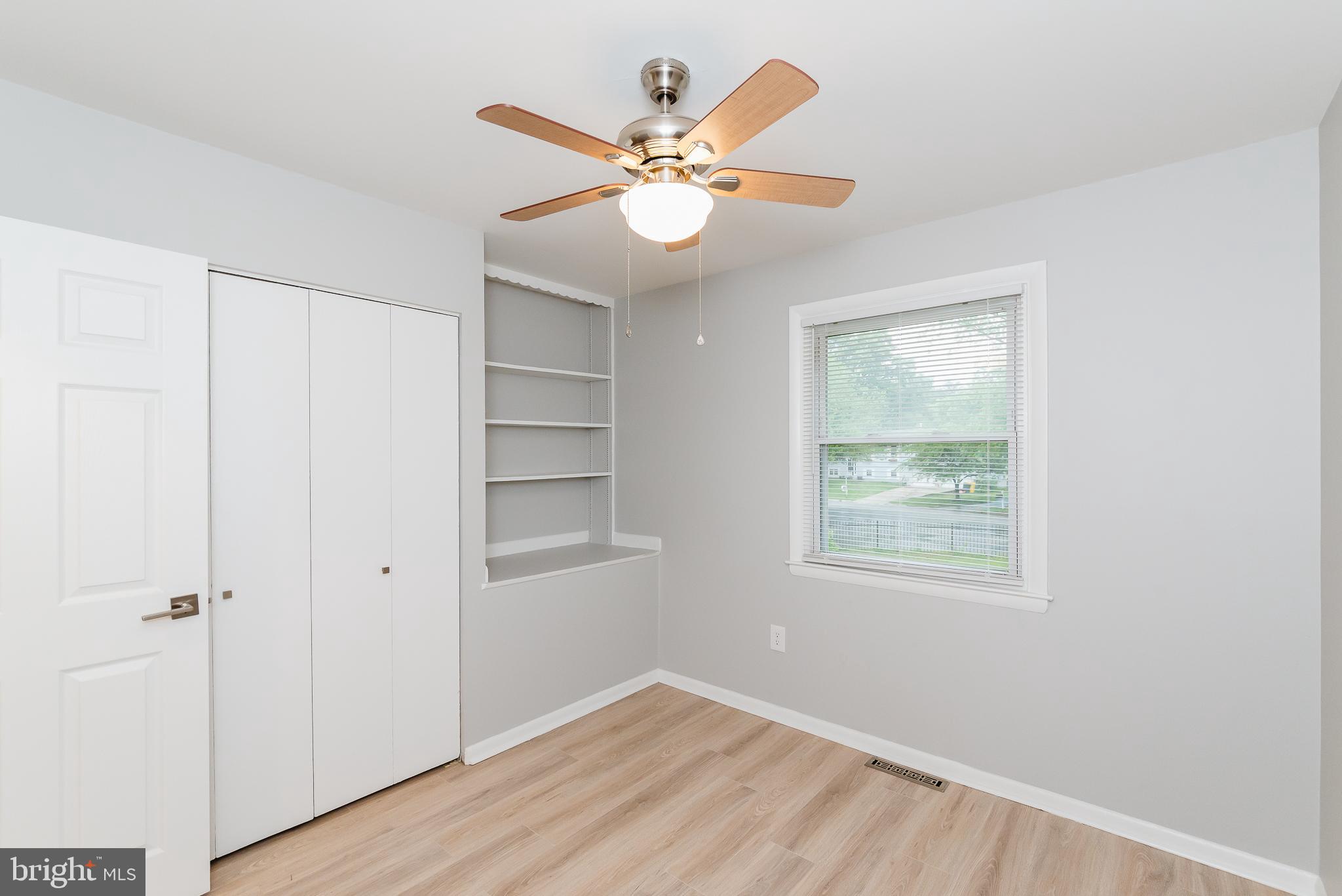 MUNSON HEIGHTS - Residential