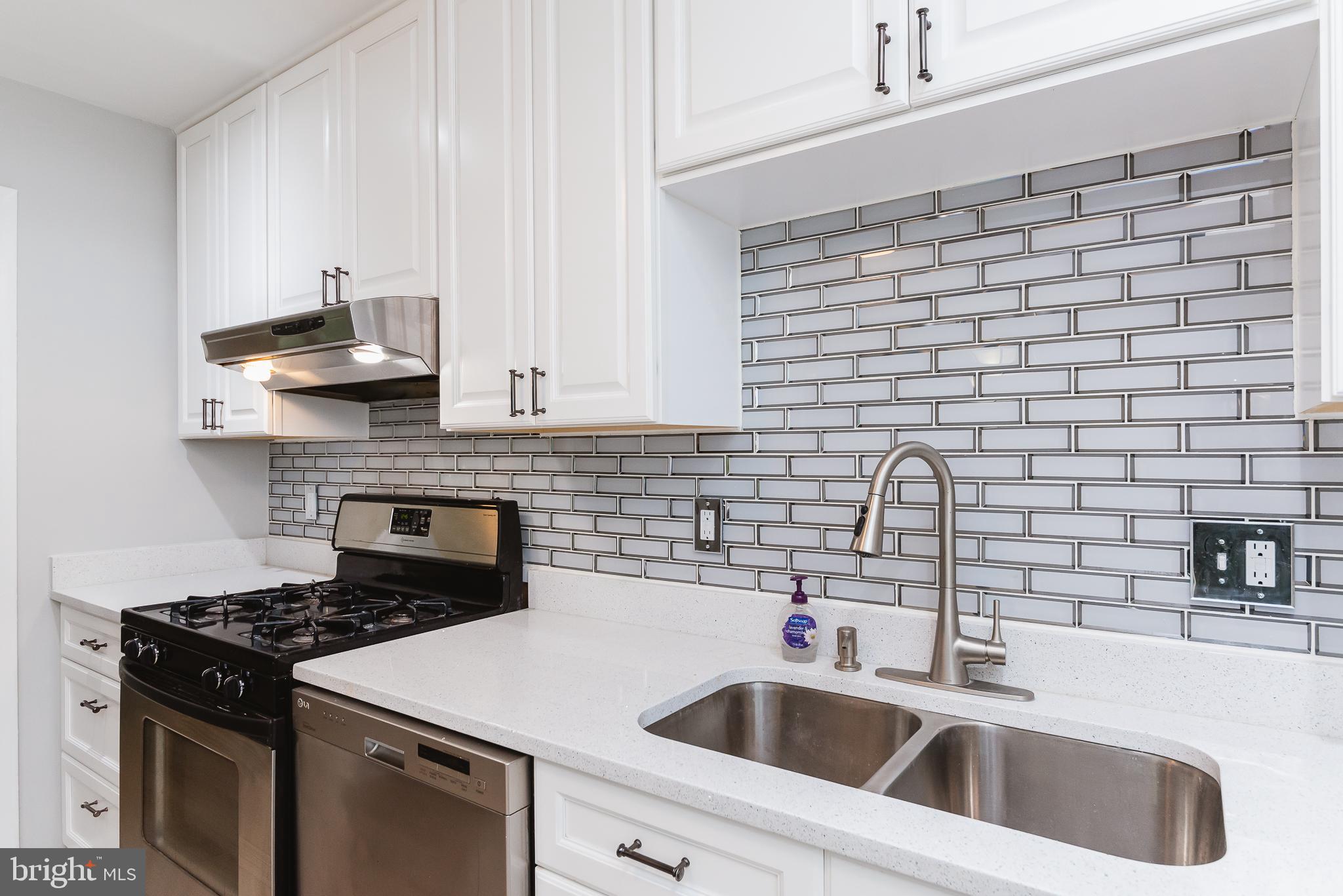 MUNSON HEIGHTS - Residential