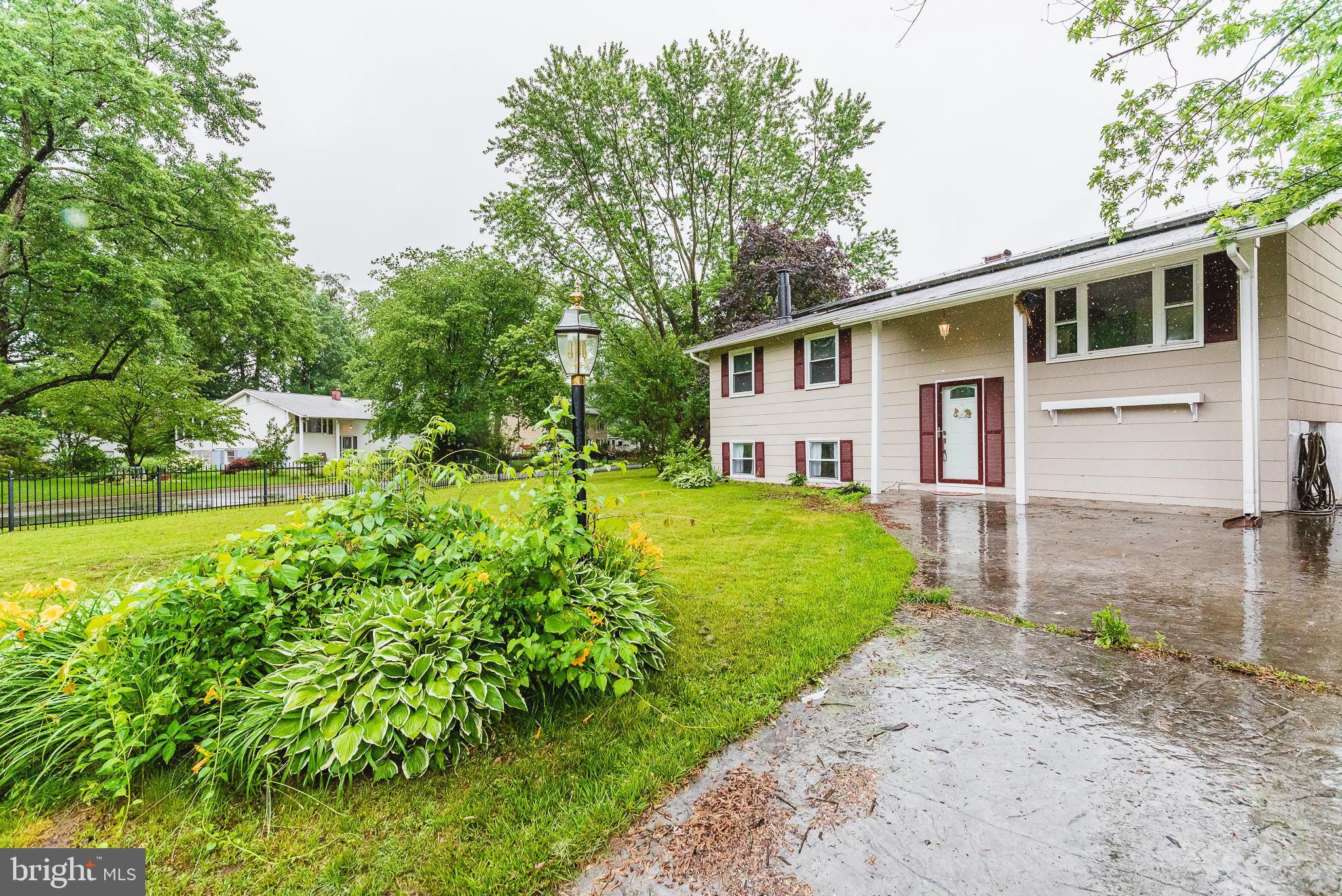 MUNSON HEIGHTS - Residential