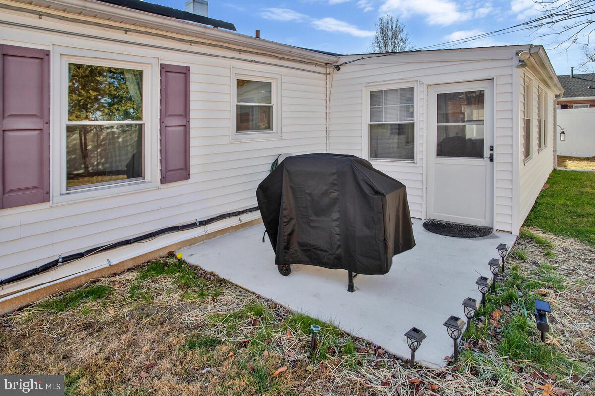 SUBURBIA - Residential