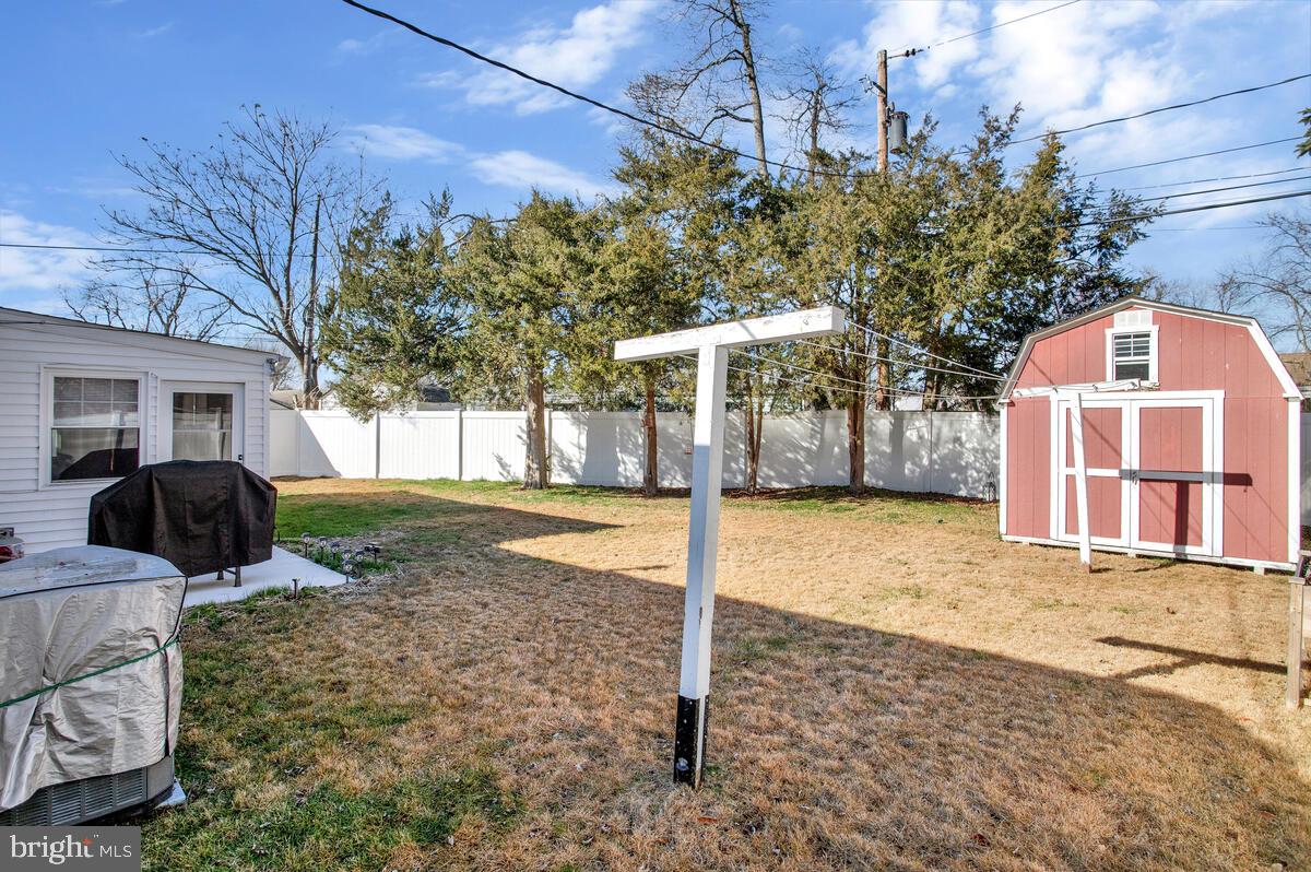 SUBURBIA - Residential