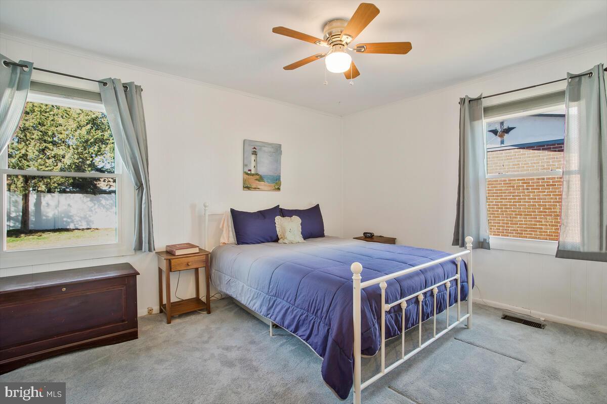 SUBURBIA - Residential