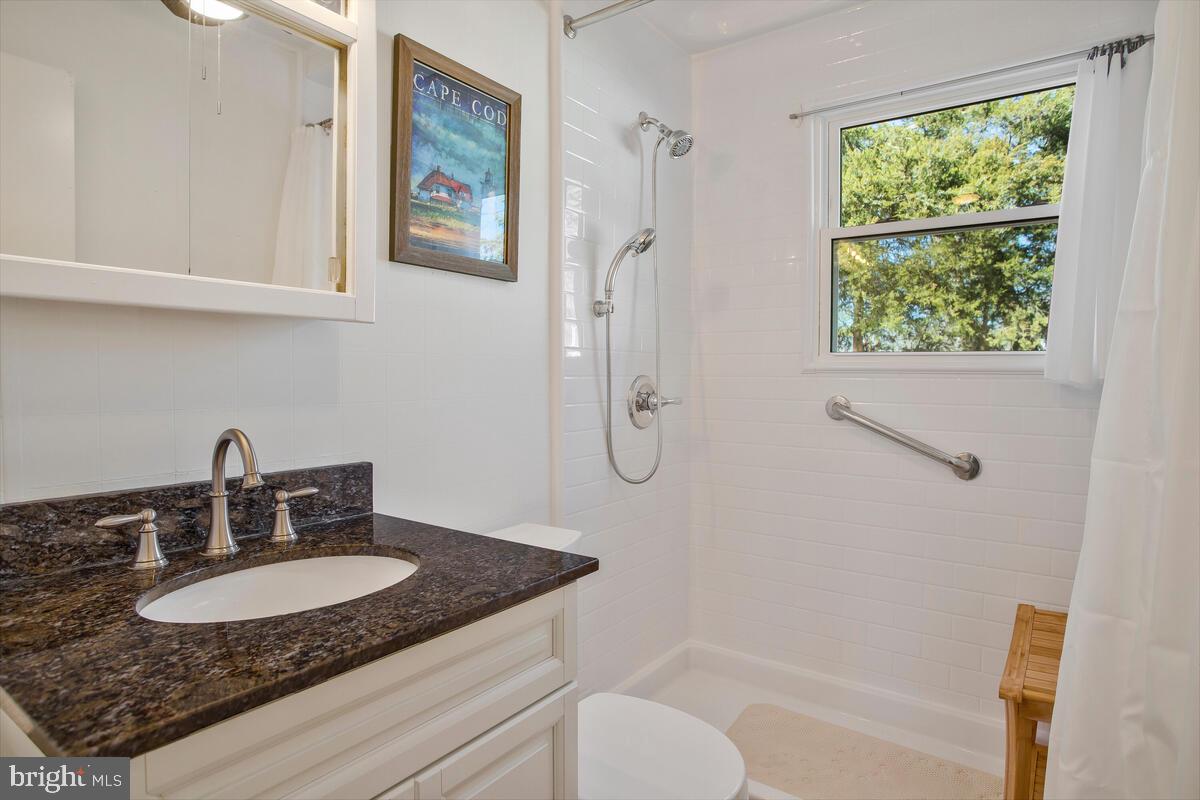 SUBURBIA - Residential