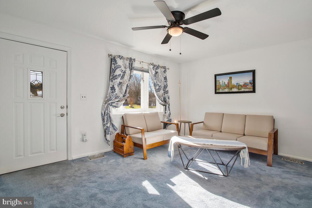 SUBURBIA - Residential