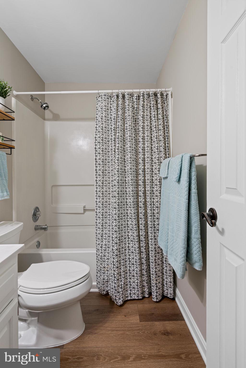 MONTCLAIR - Residential