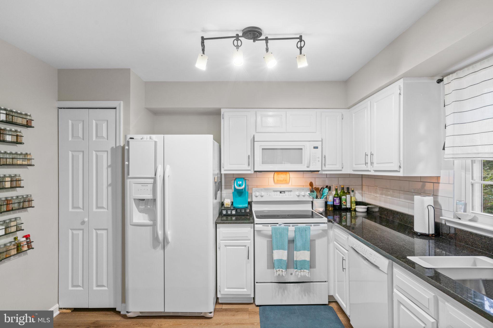 MONTCLAIR - Residential