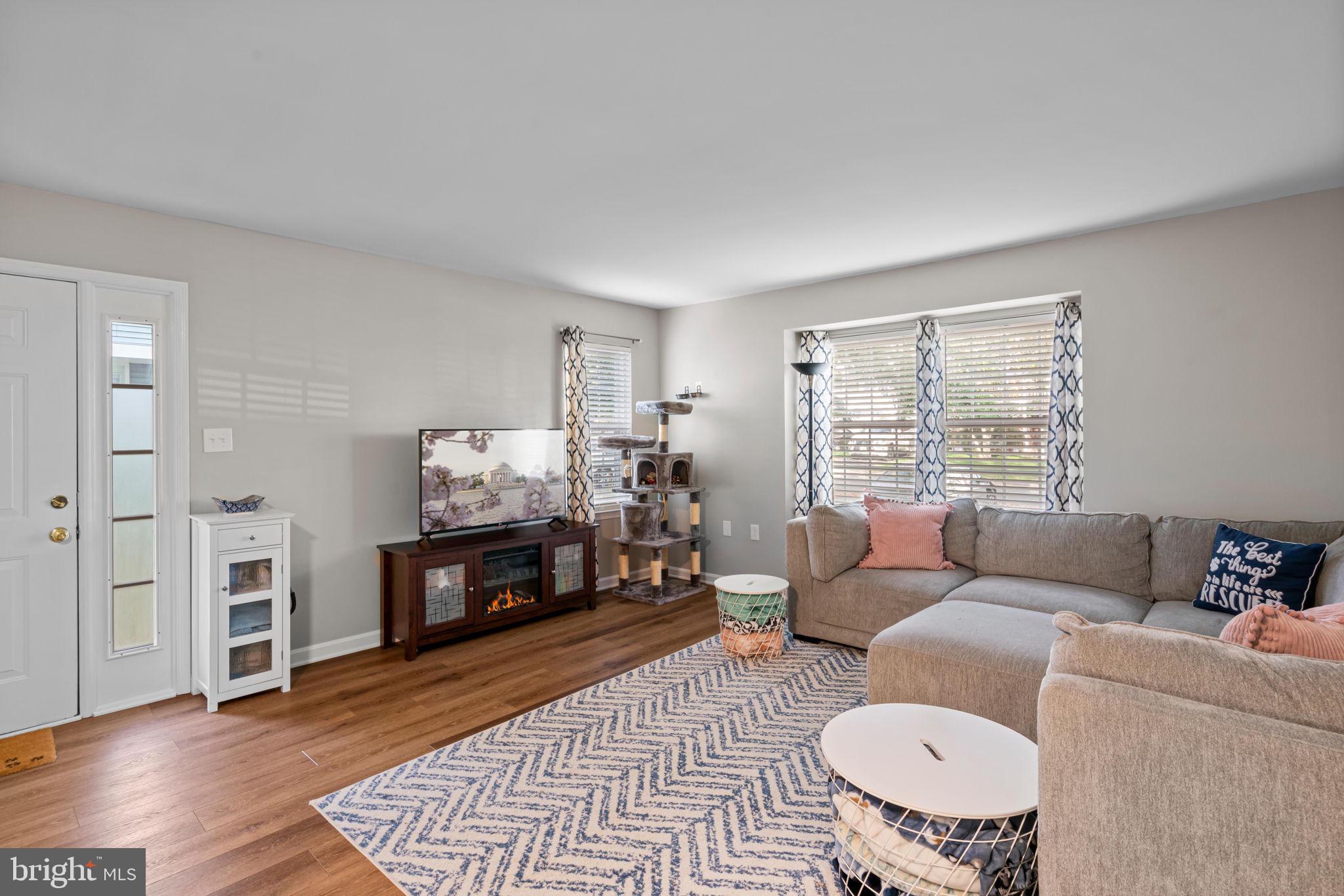 MONTCLAIR - Residential