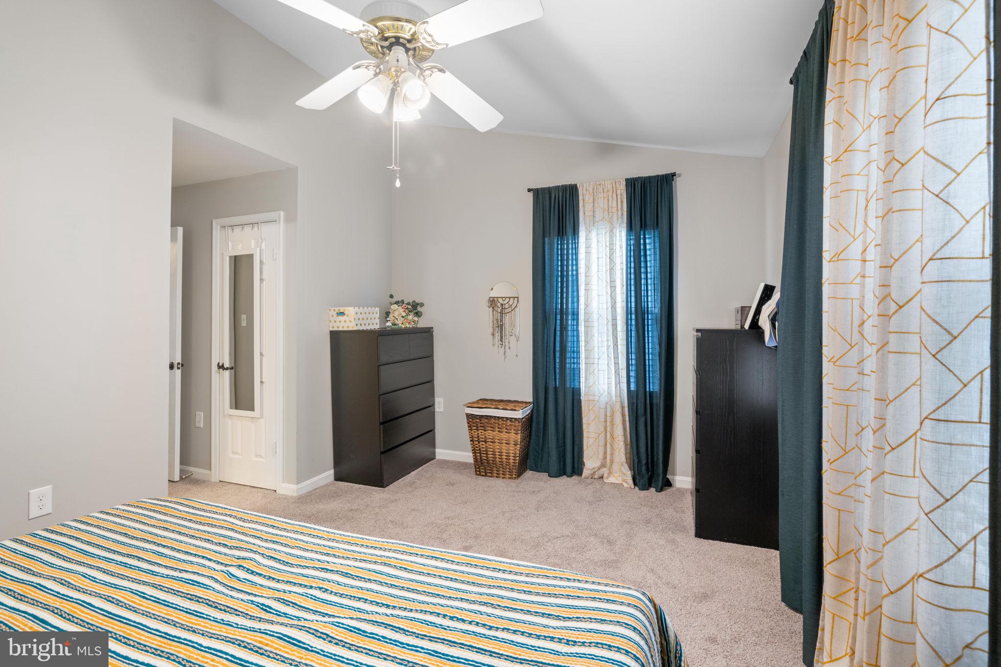 MONTCLAIR - Residential