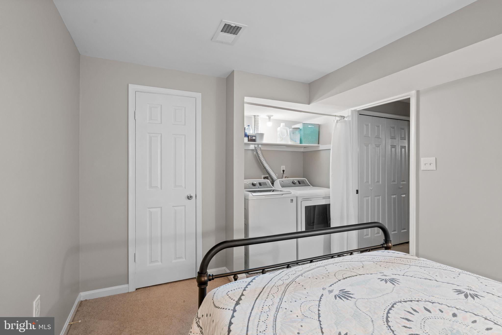 MONTCLAIR - Residential