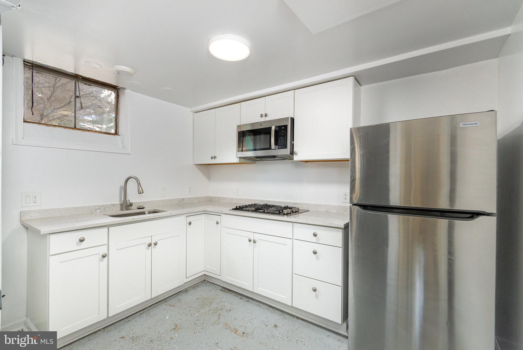 LORD FAIRFAX ESTATES - Residential