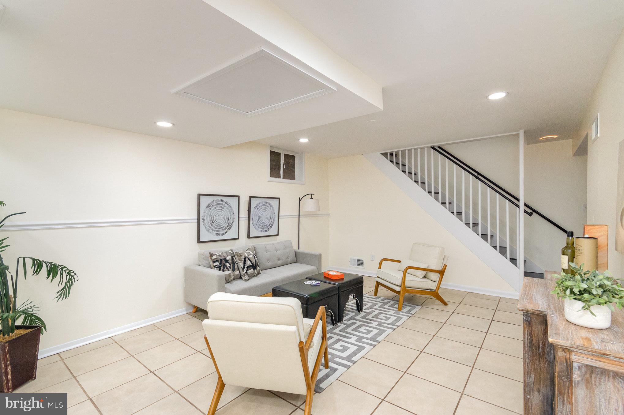 LORD FAIRFAX ESTATES - Residential