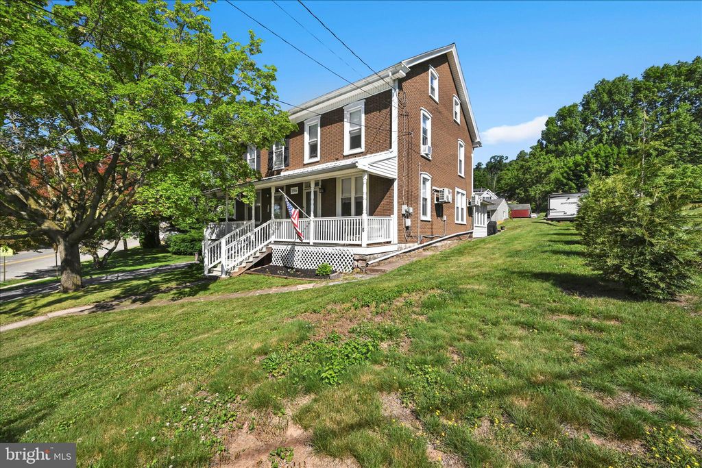 Photo of 186 W Main Street, ADAMSTOWN, PA 19501 (MLS # PALA2089084)