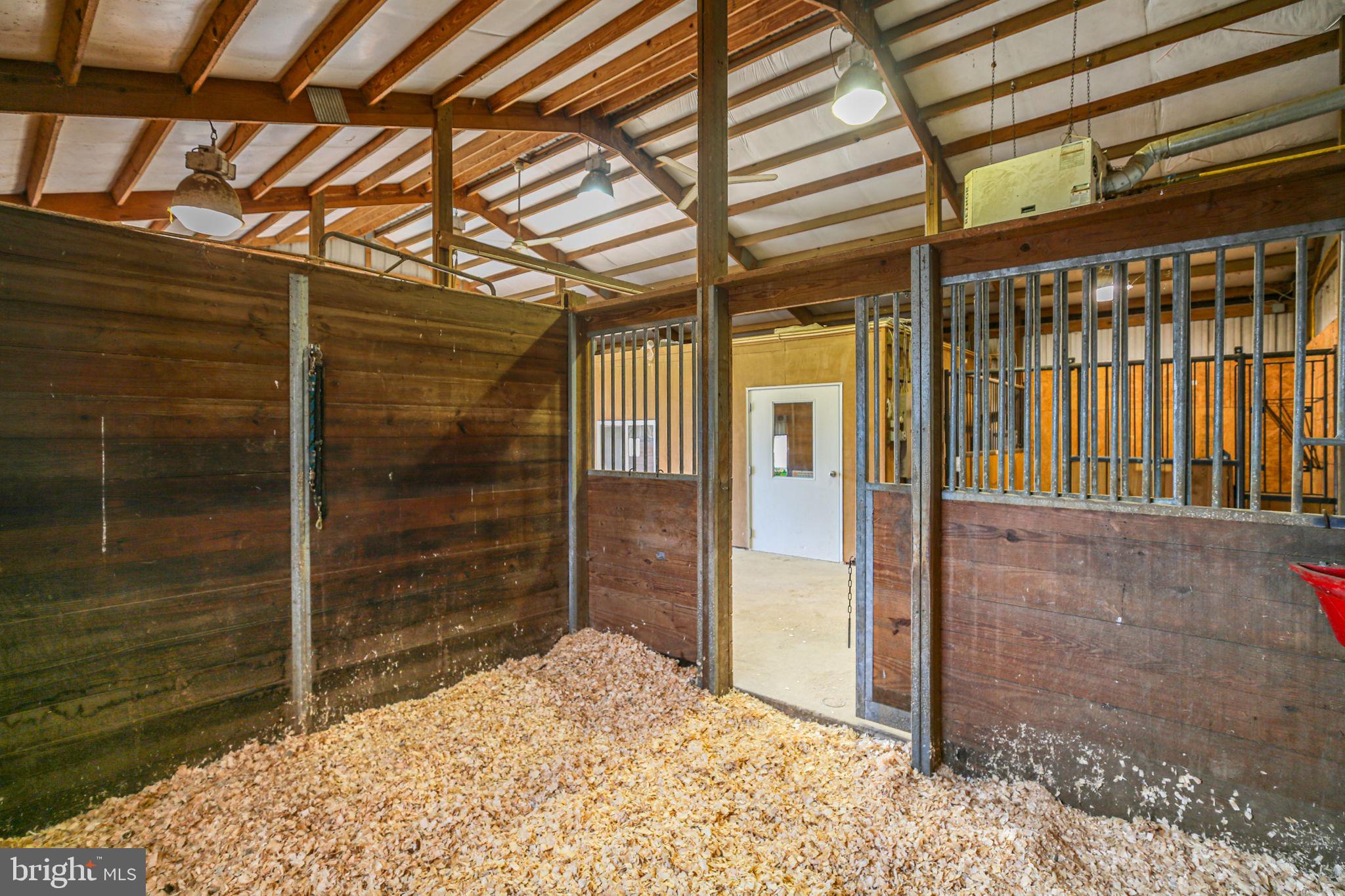 DEEPWOOD ESTATES - Residential