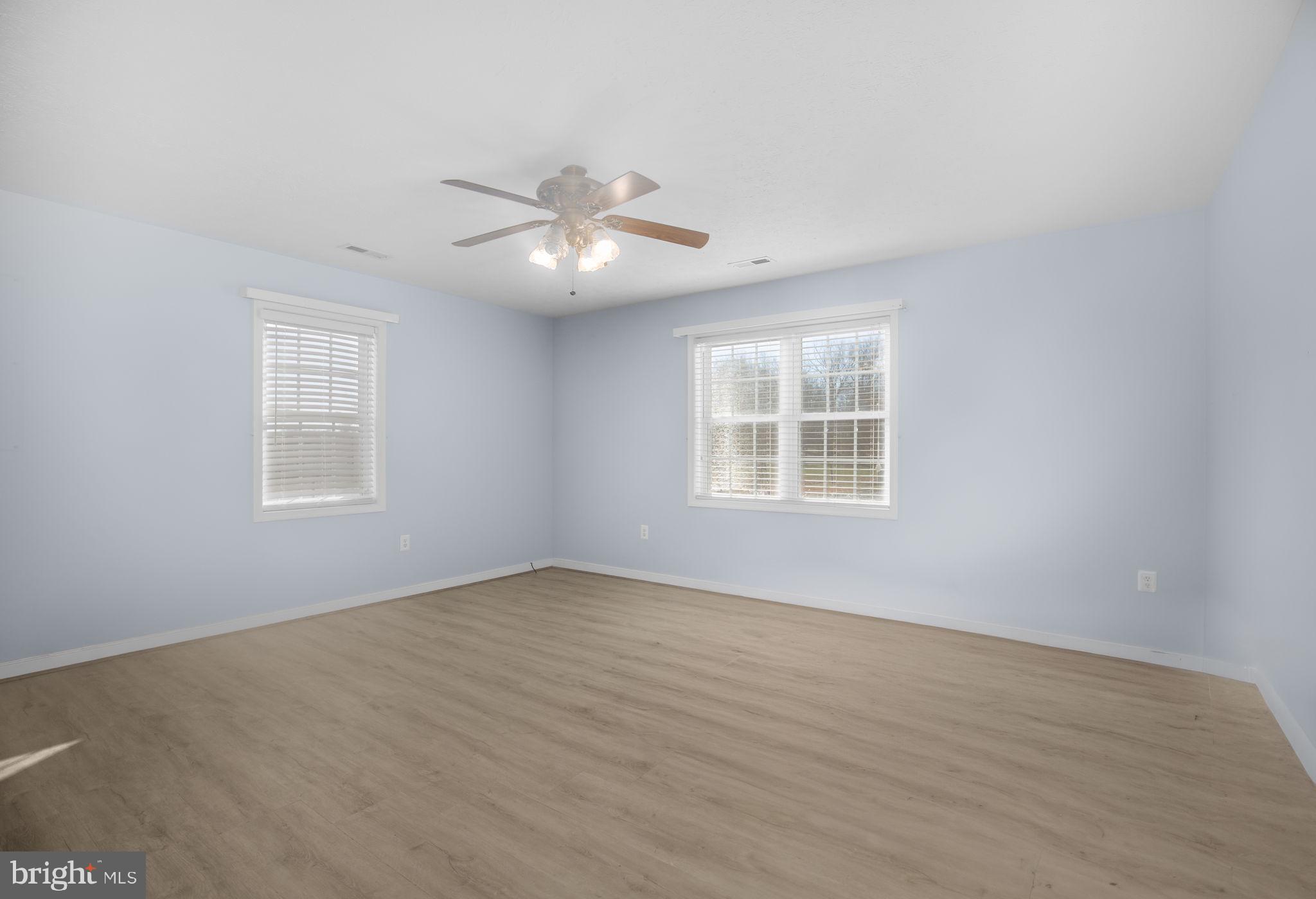 DEEPWOOD ESTATES - Residential