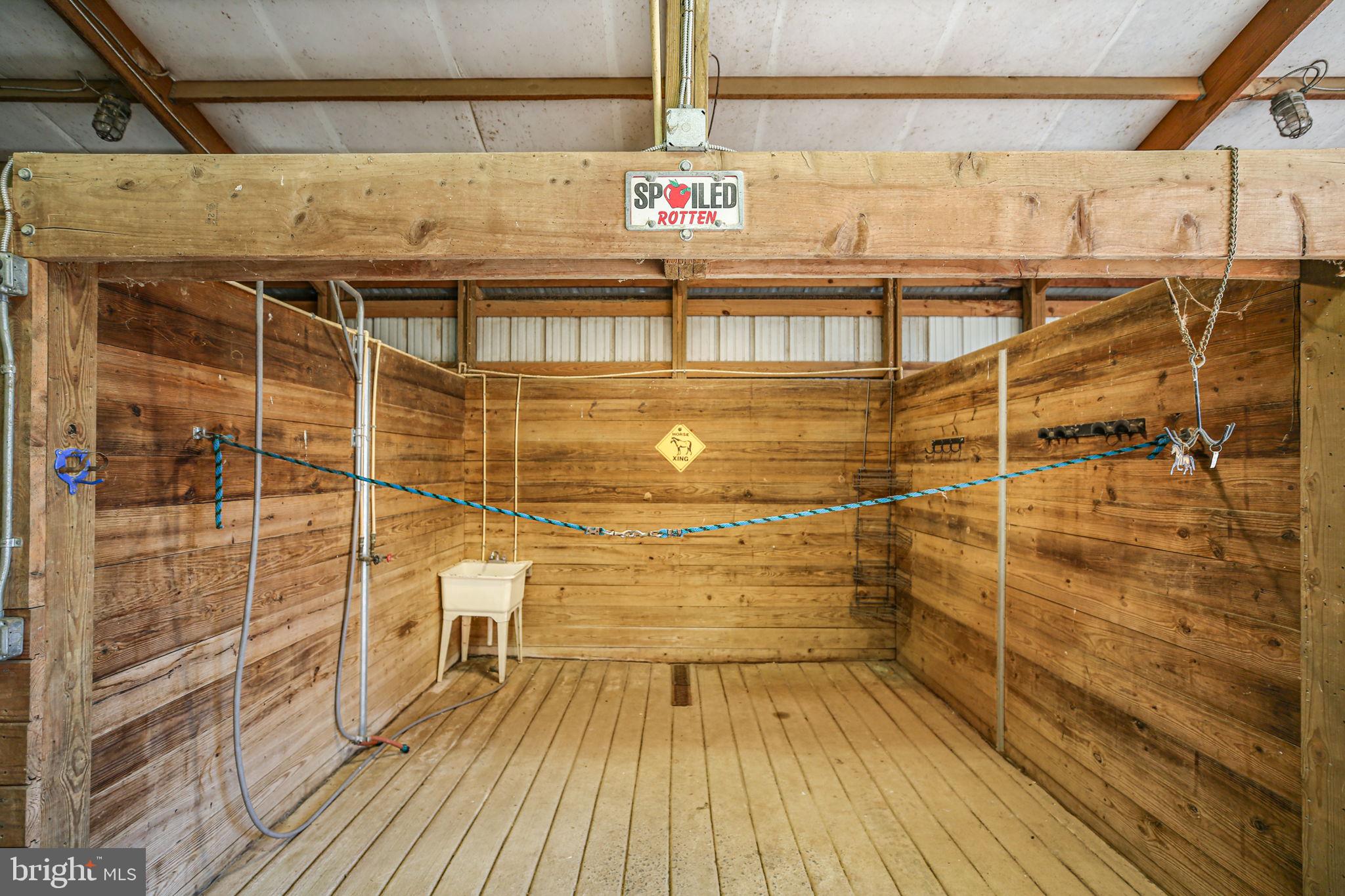 DEEPWOOD ESTATES - Residential