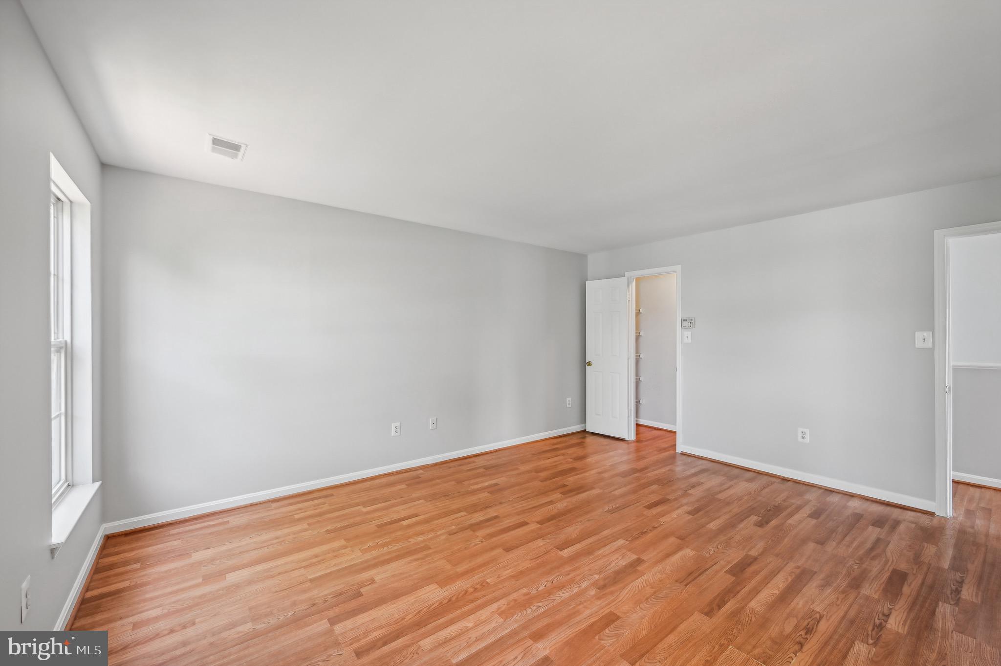 MILESTONE - Residential Lease