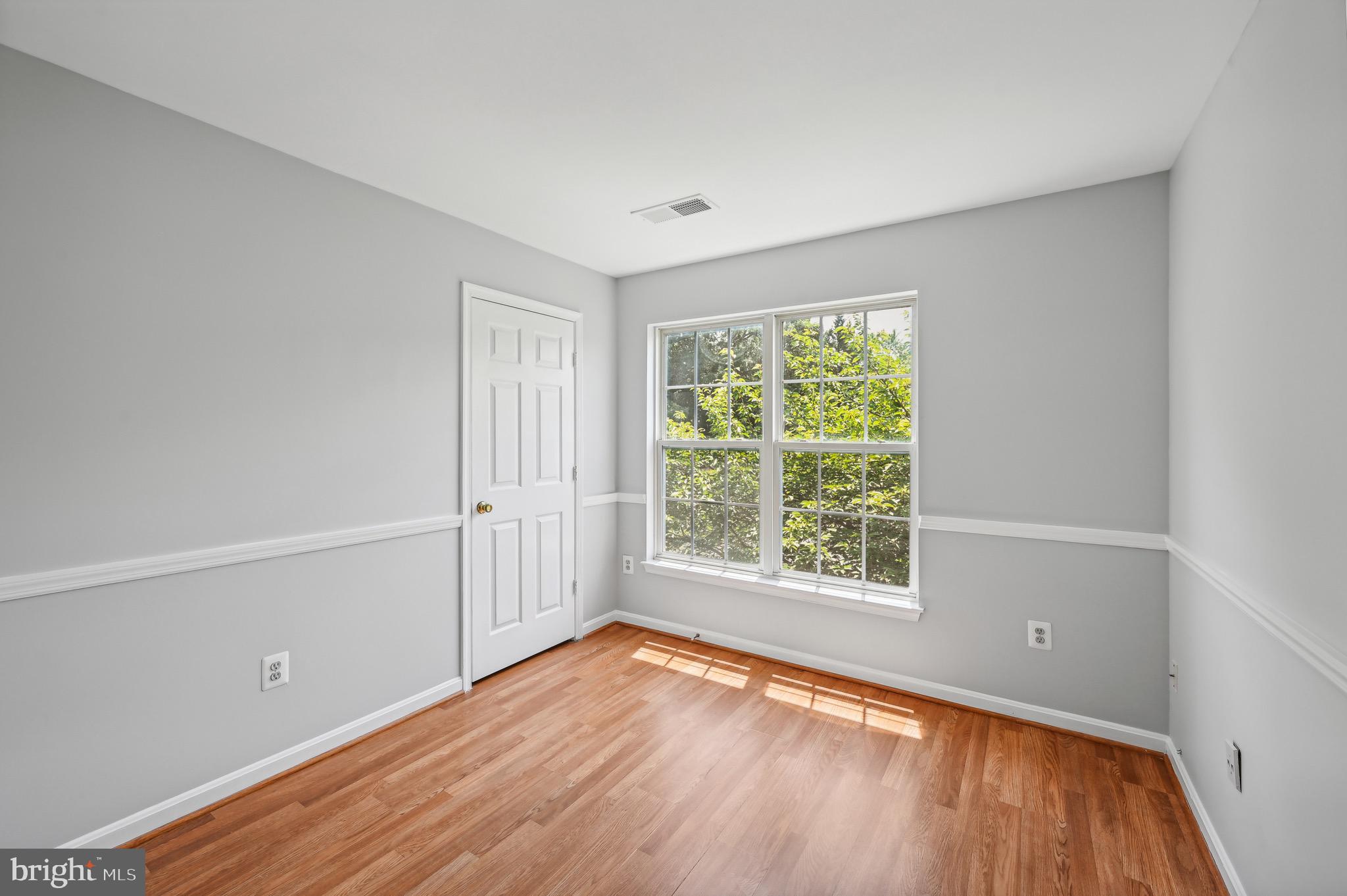 MILESTONE - Residential Lease