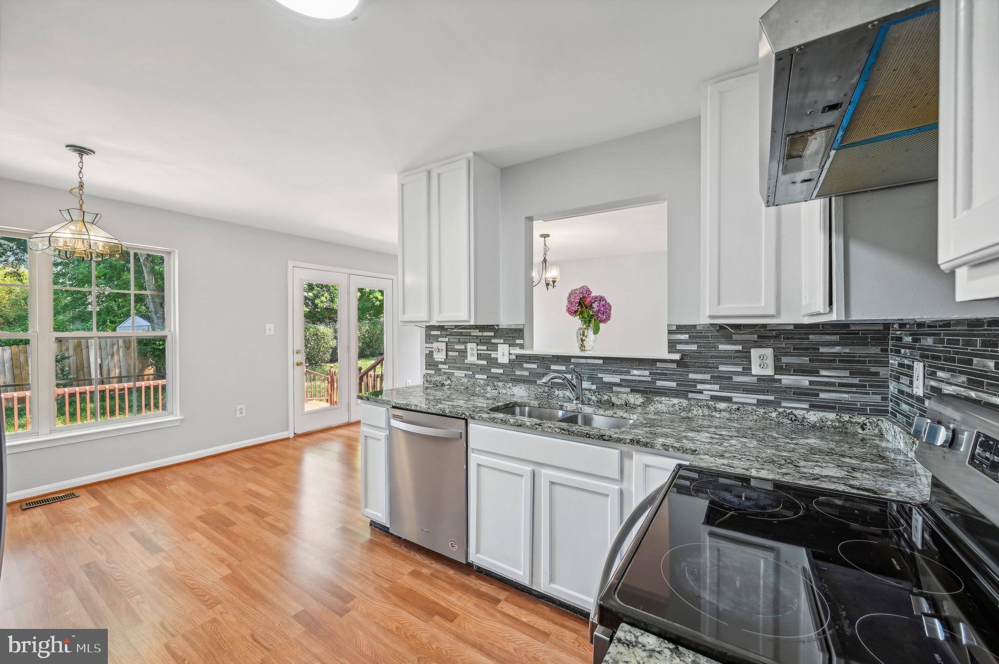 MILESTONE - Residential Lease