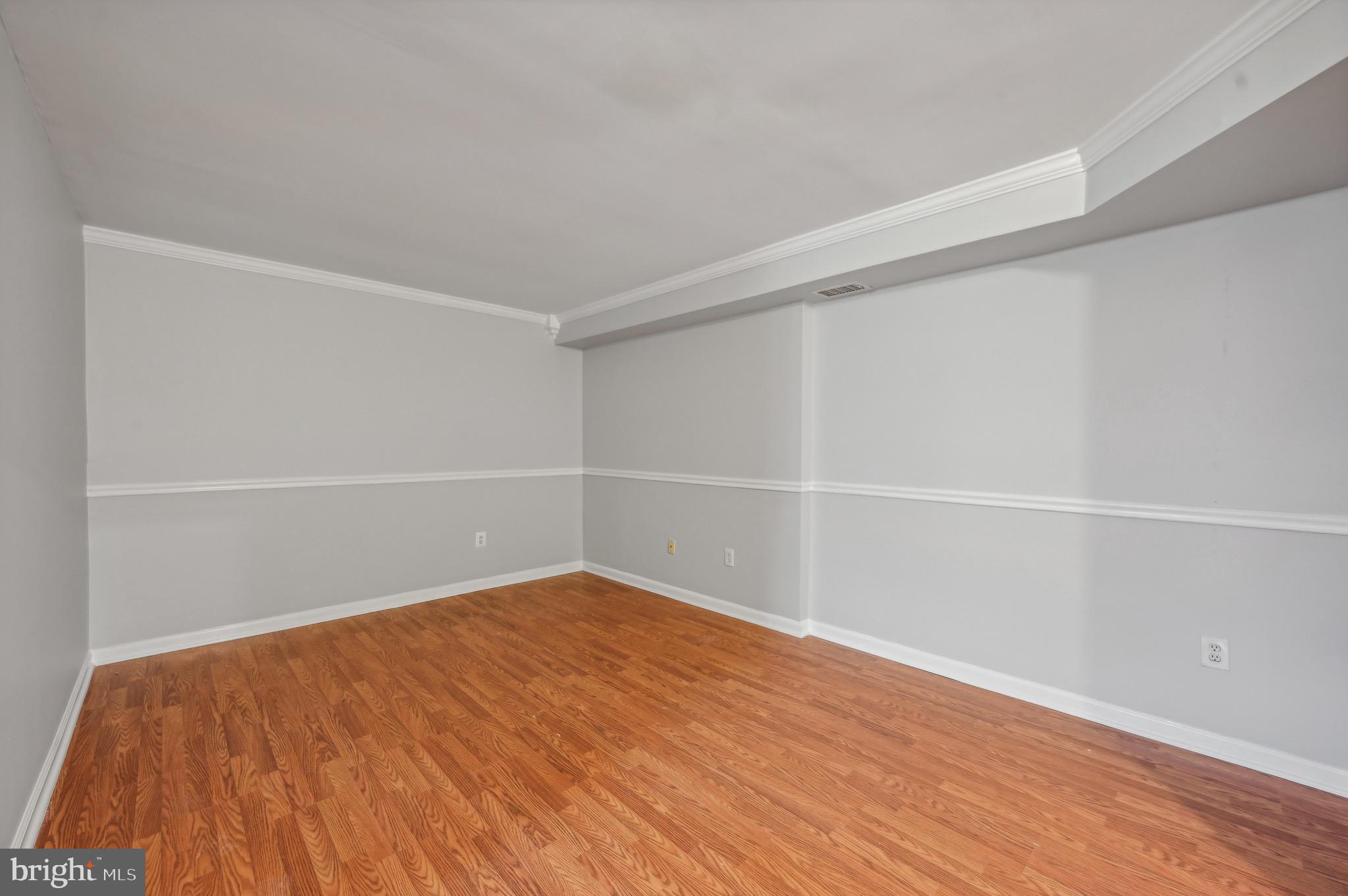 MILESTONE - Residential Lease