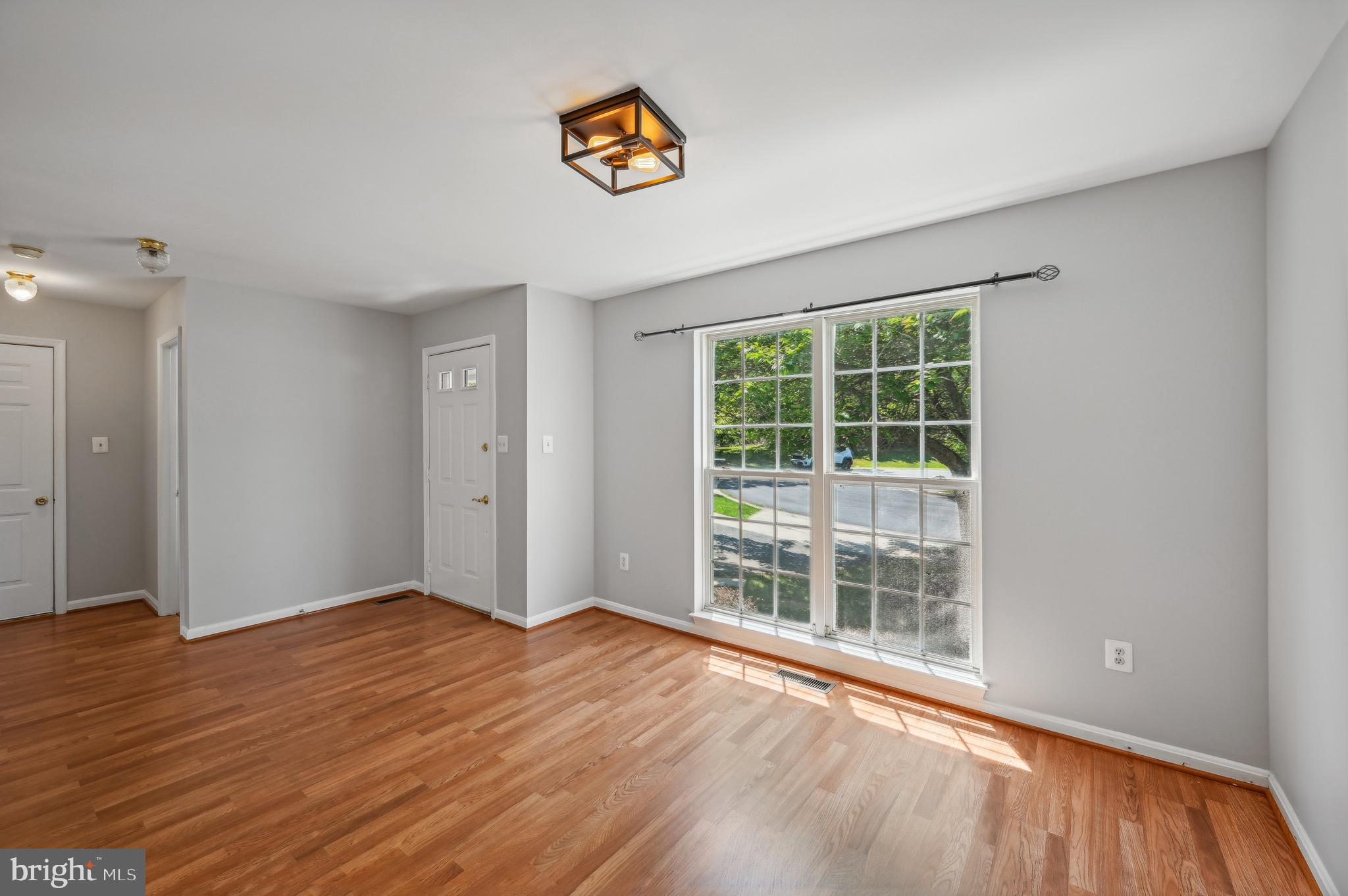 MILESTONE - Residential Lease