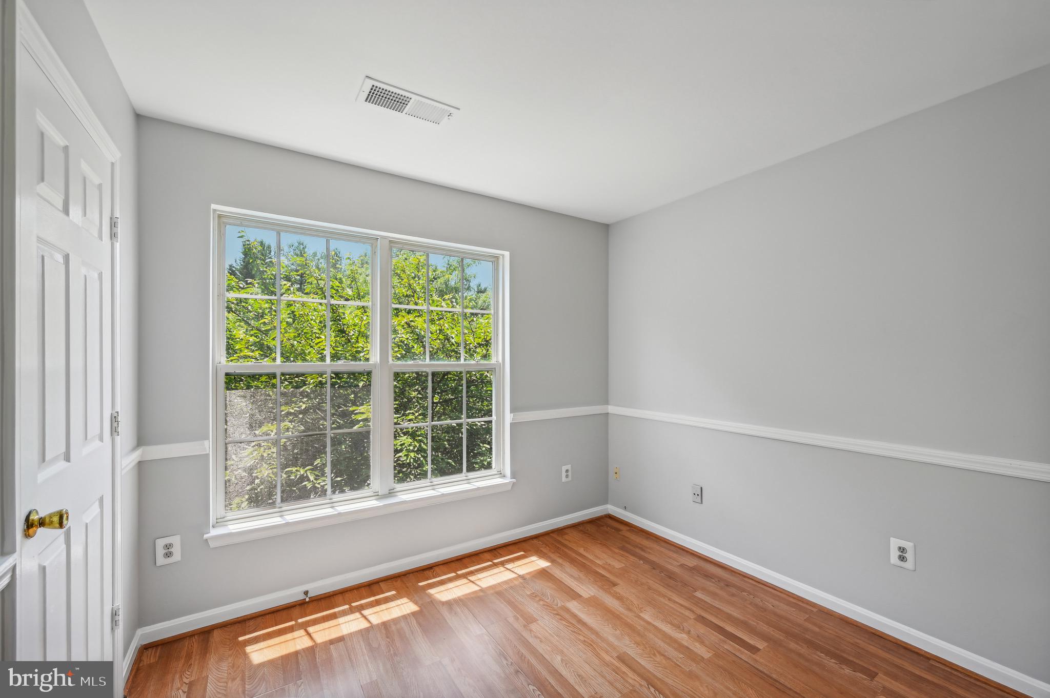 MILESTONE - Residential Lease