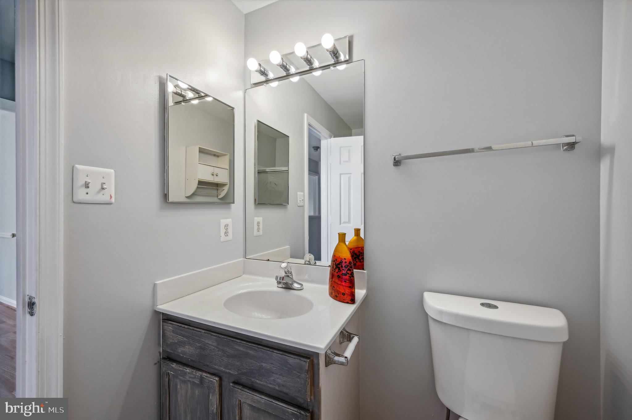 MILESTONE - Residential Lease