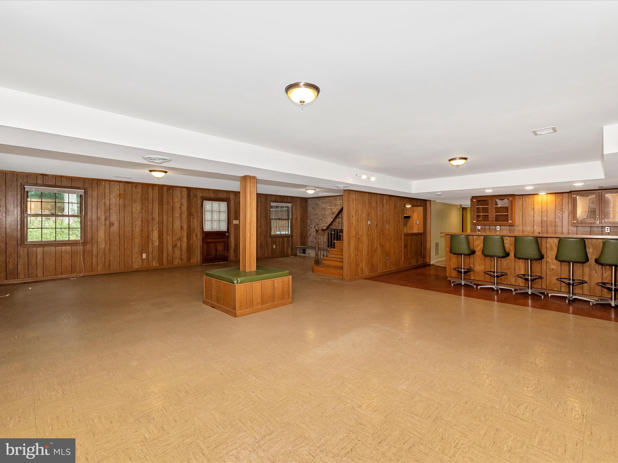 ANCIENT OAK - Residential