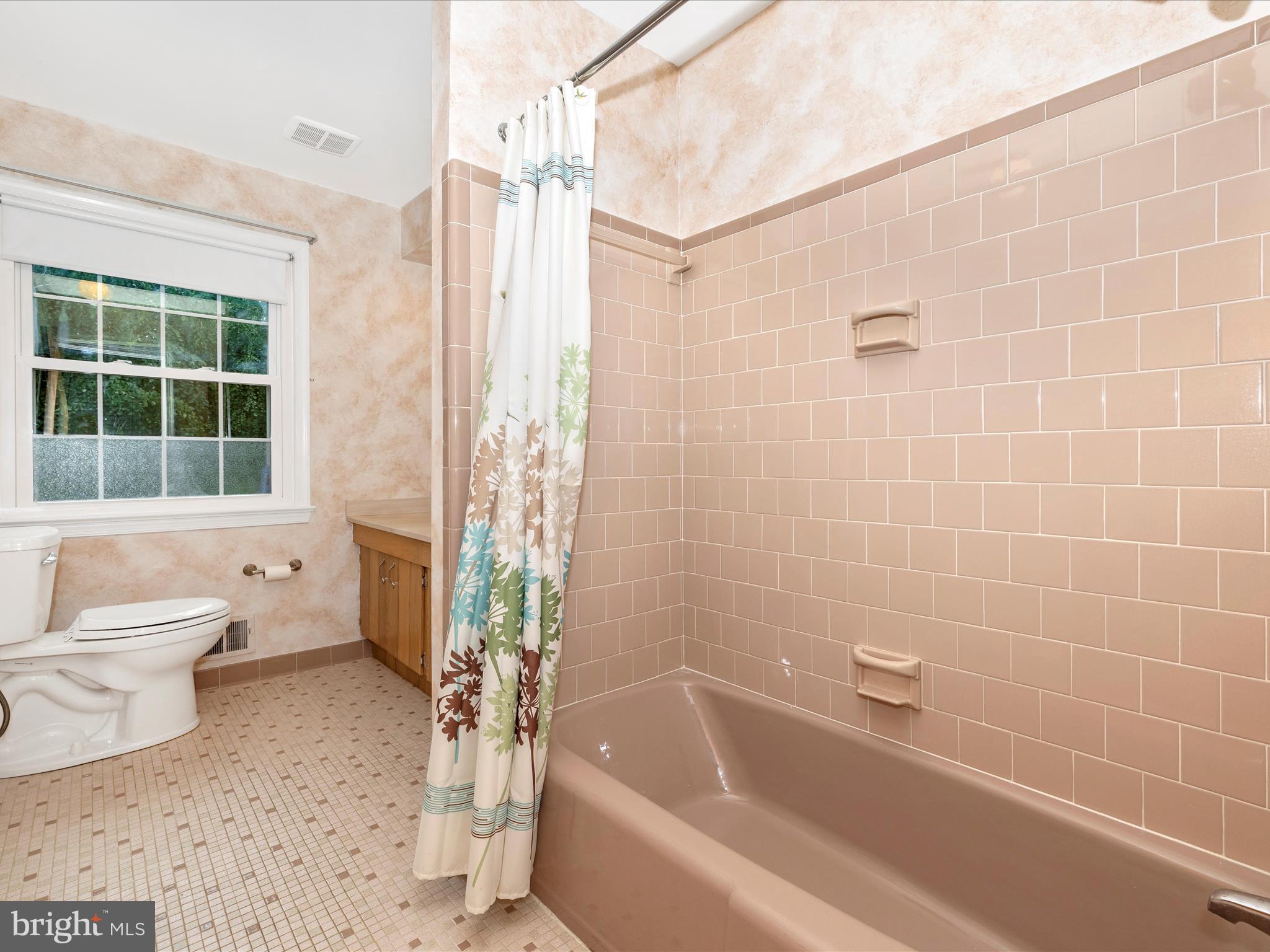 ANCIENT OAK - Residential