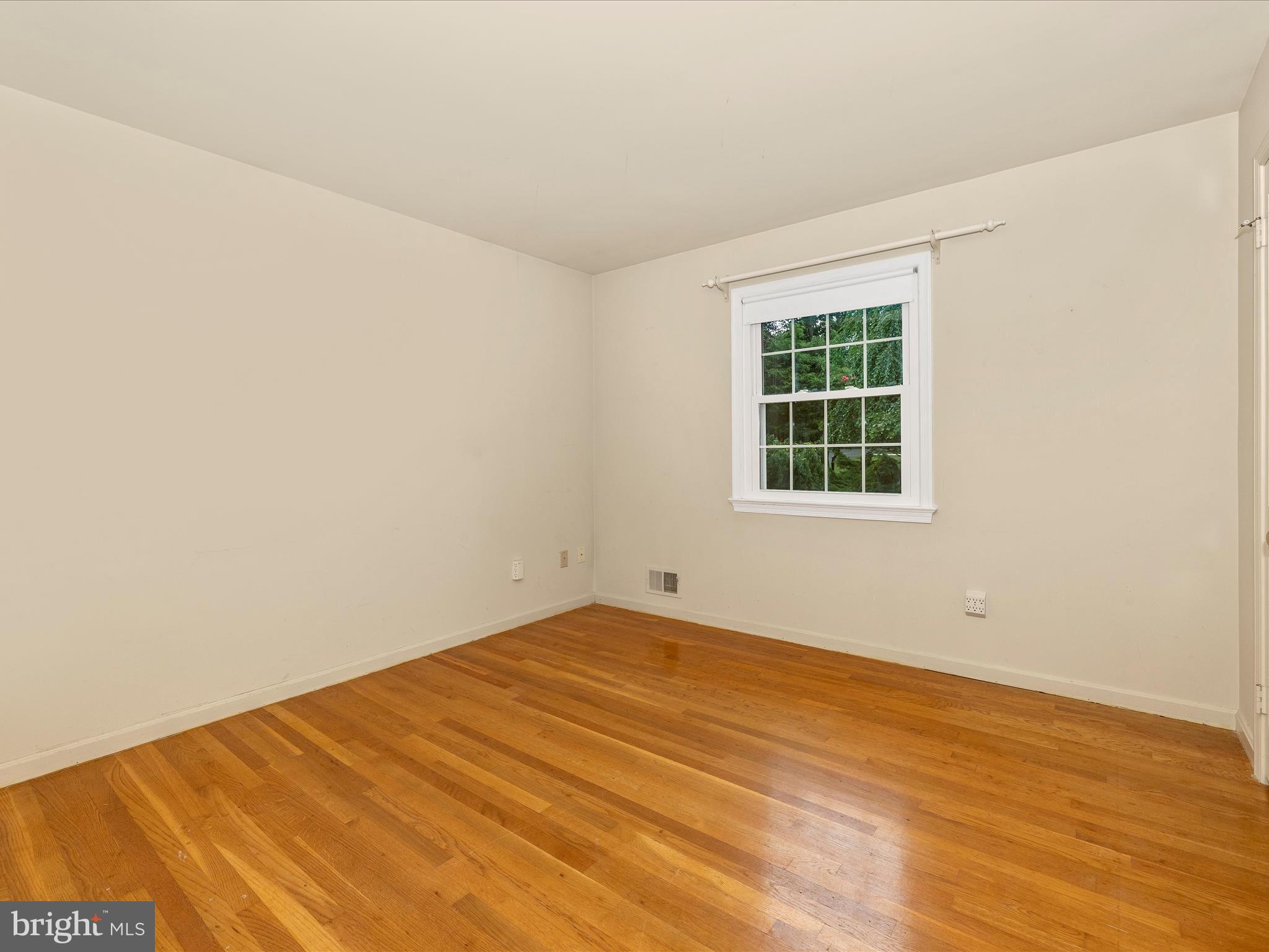 ANCIENT OAK - Residential