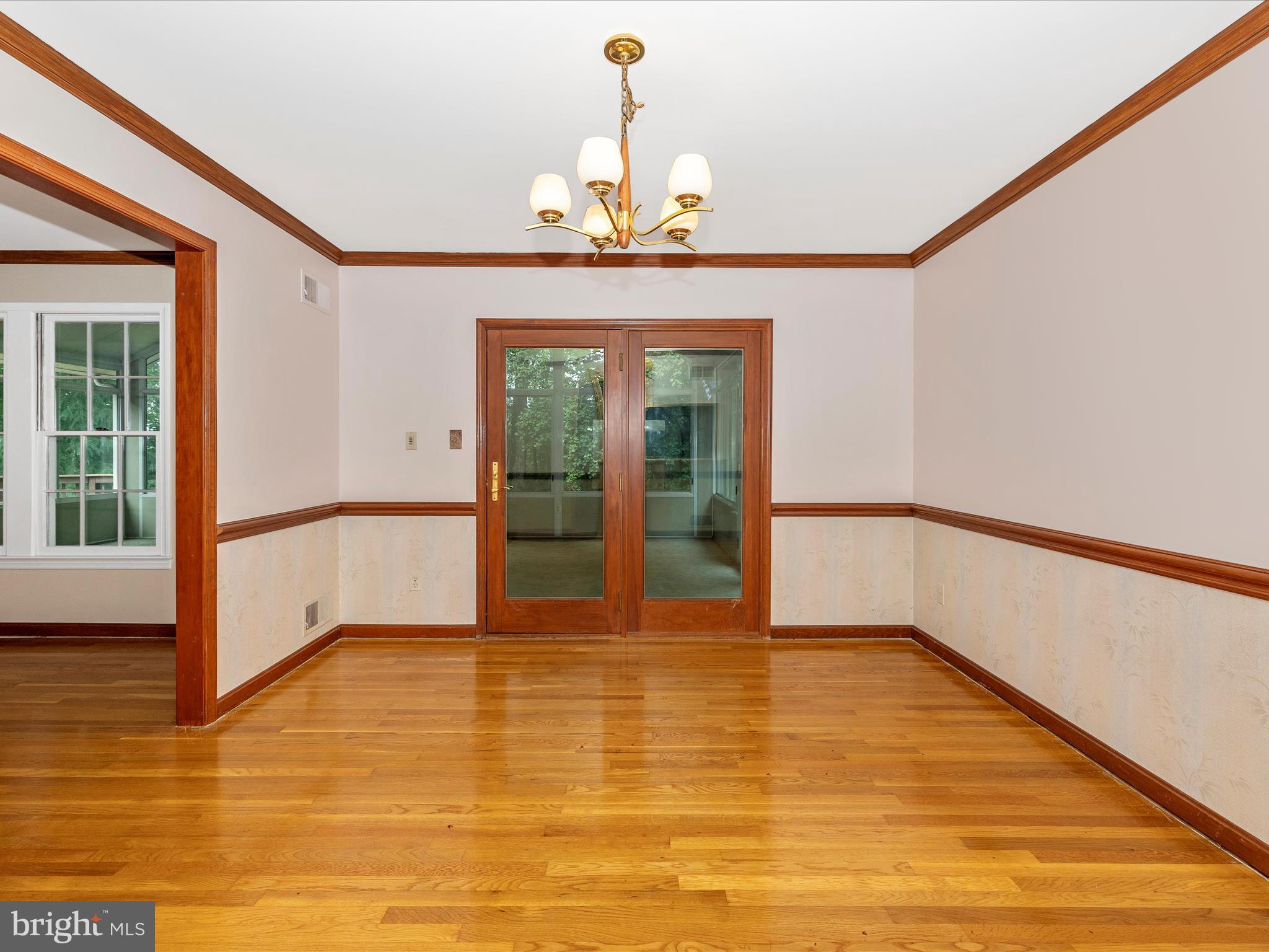 ANCIENT OAK - Residential