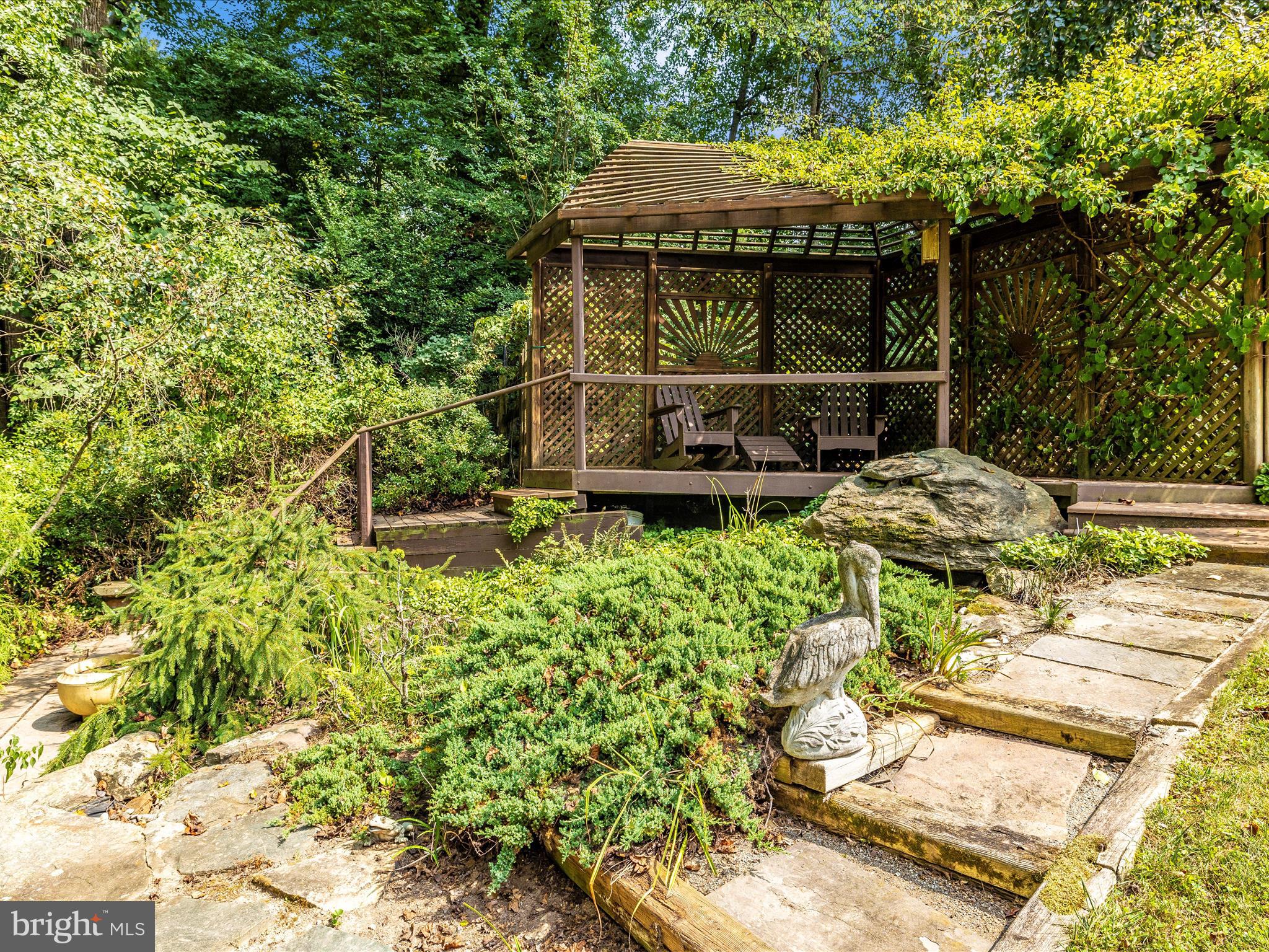 ANCIENT OAK - Residential