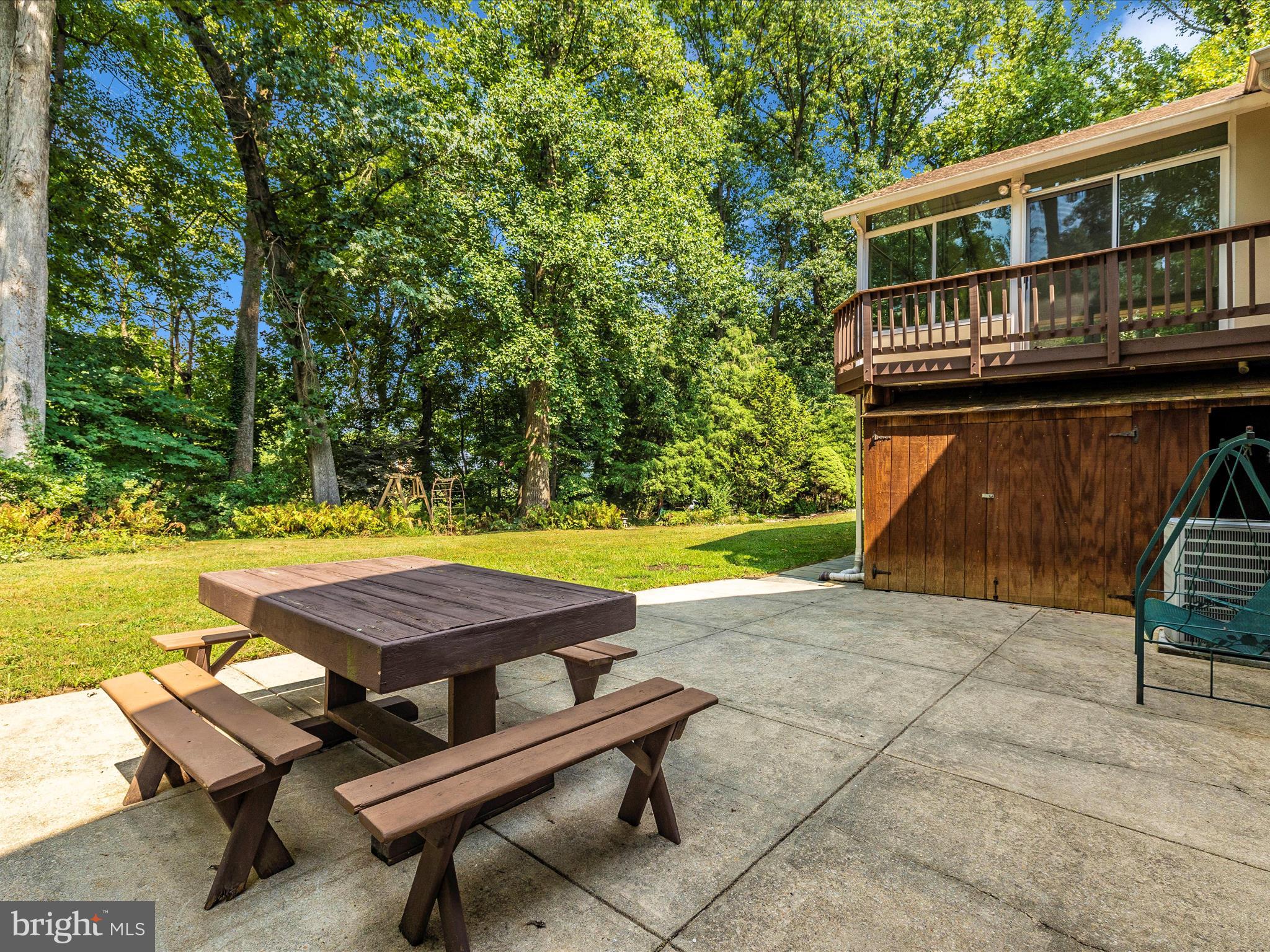 ANCIENT OAK - Residential