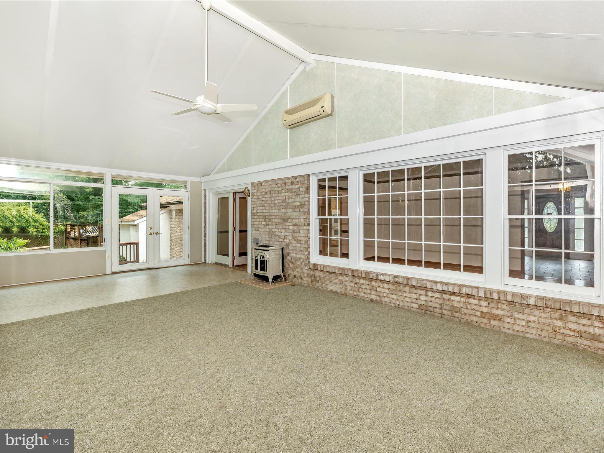 ANCIENT OAK - Residential