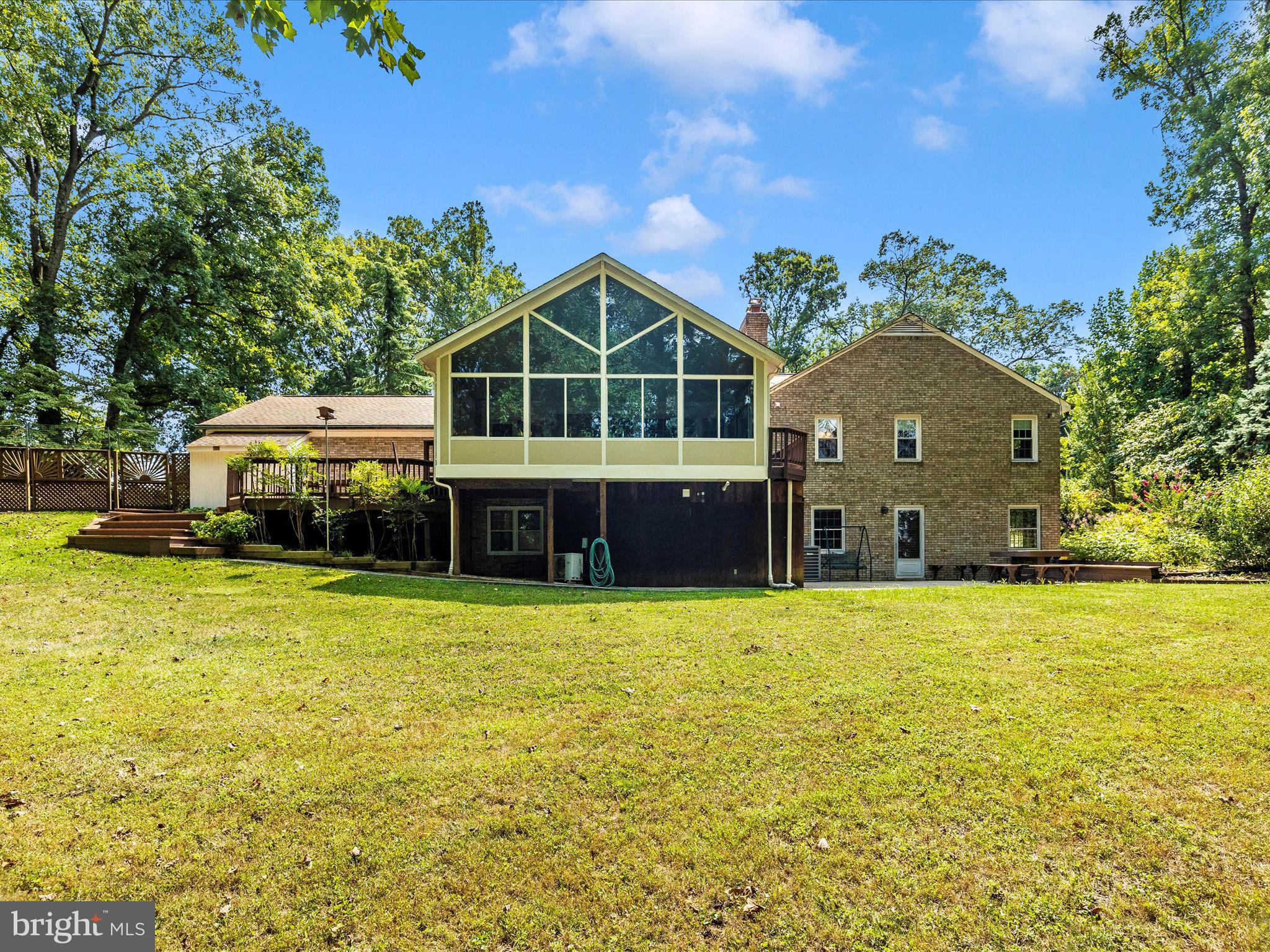 ANCIENT OAK - Residential