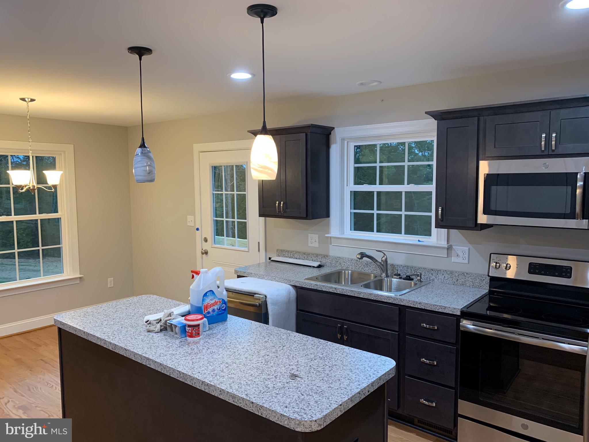 SHAWNEELAND - Residential