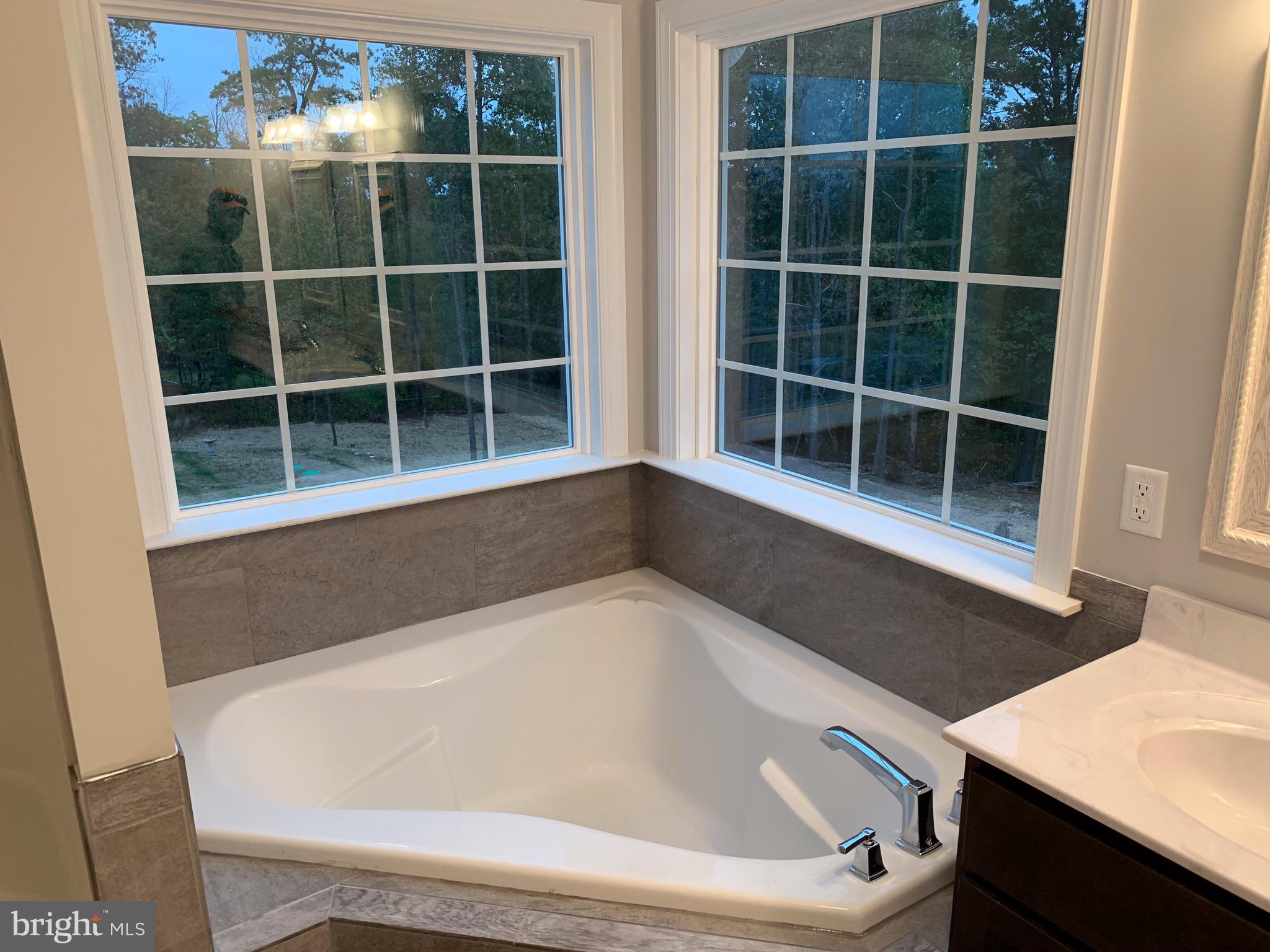 SHAWNEELAND - Residential