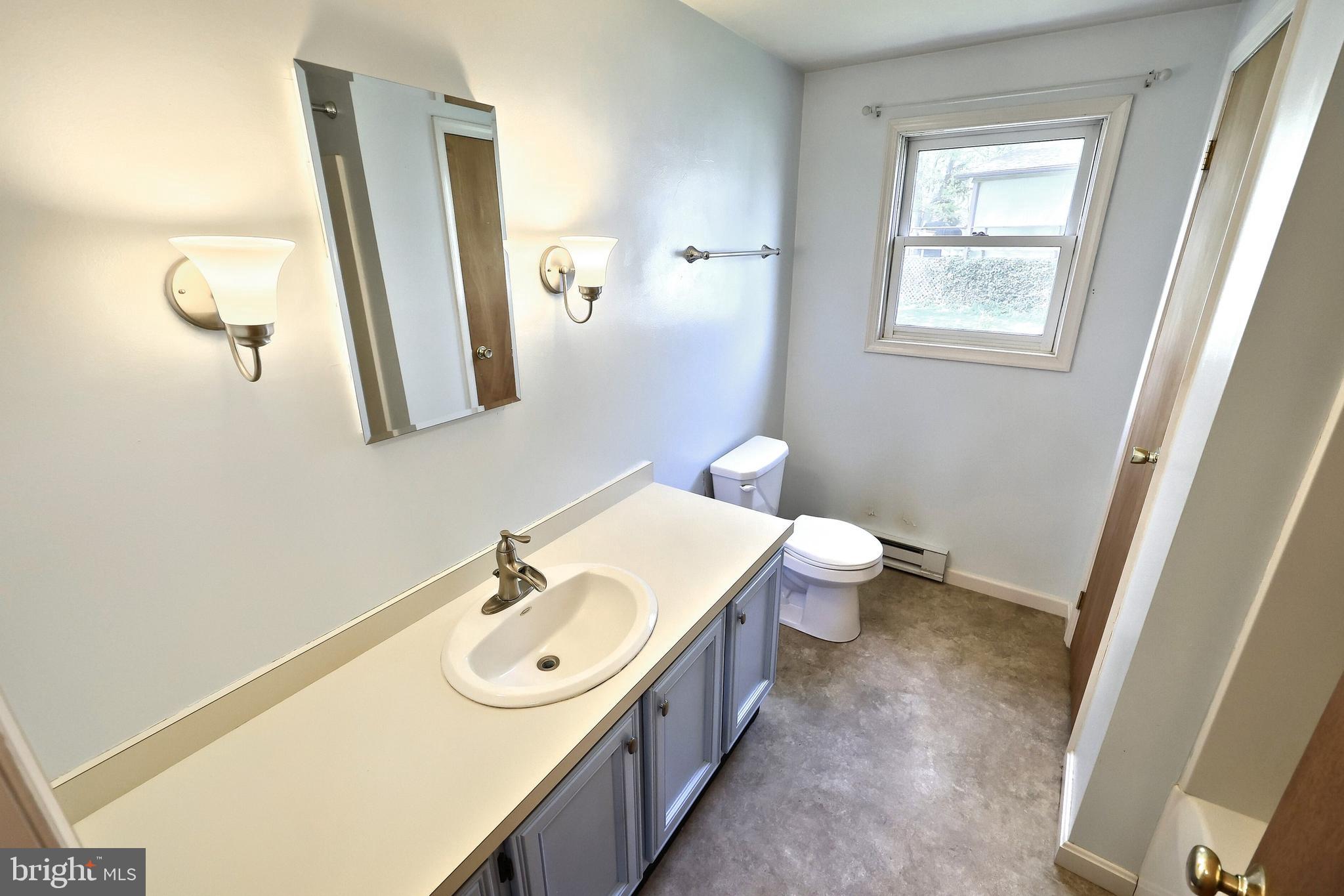 LAKE MEADE - Residential