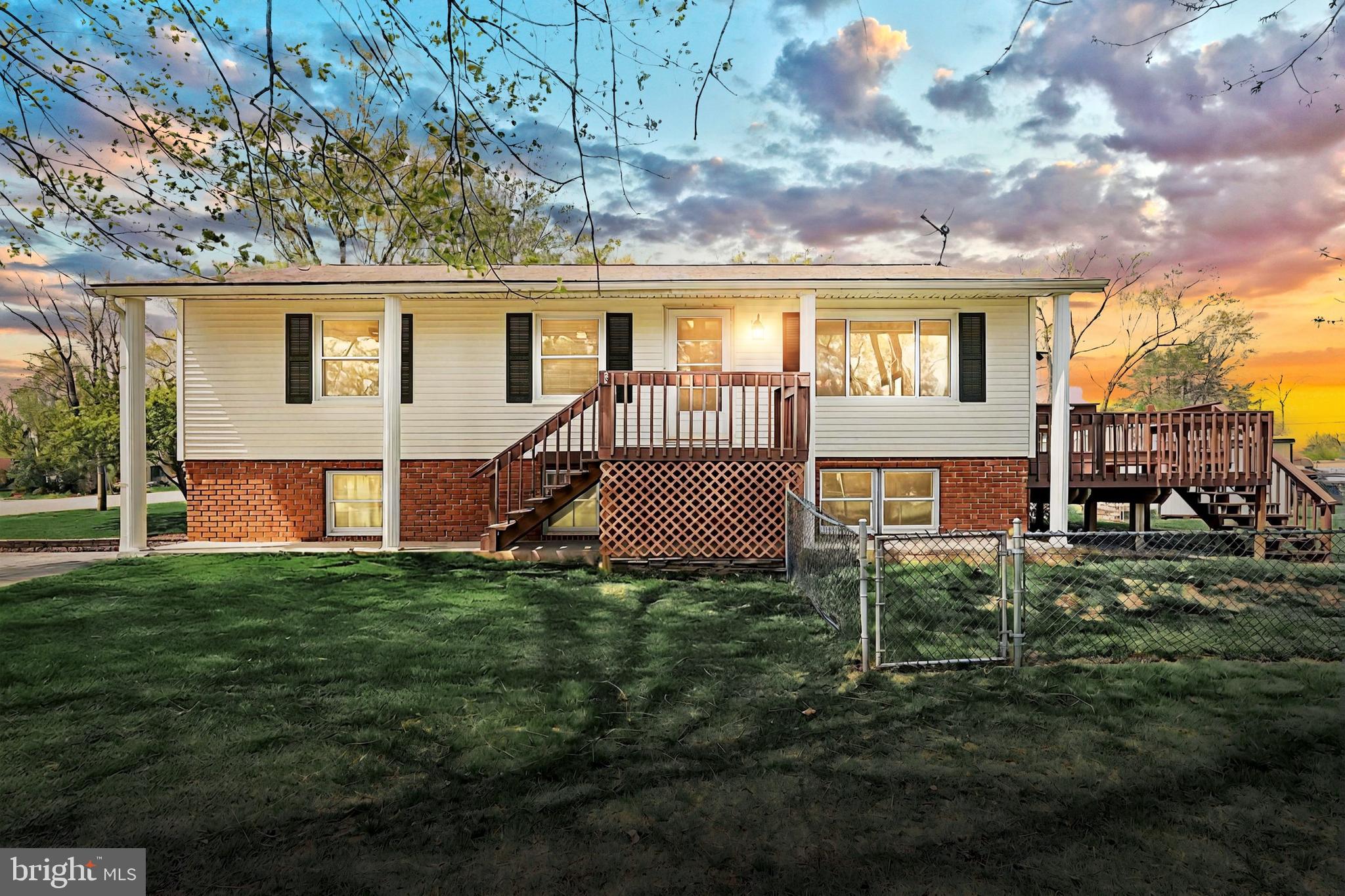 LAKE MEADE - Residential