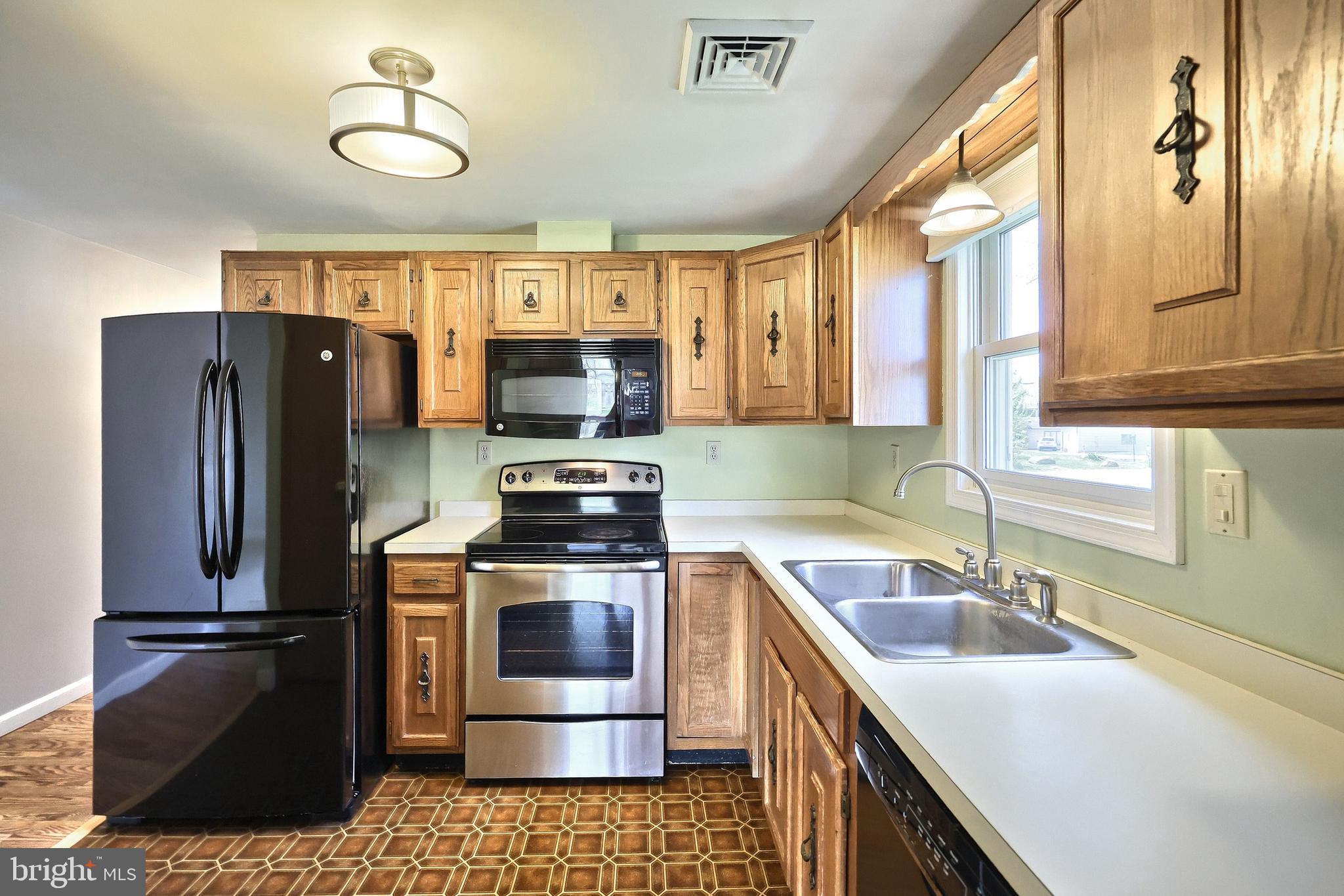 LAKE MEADE - Residential