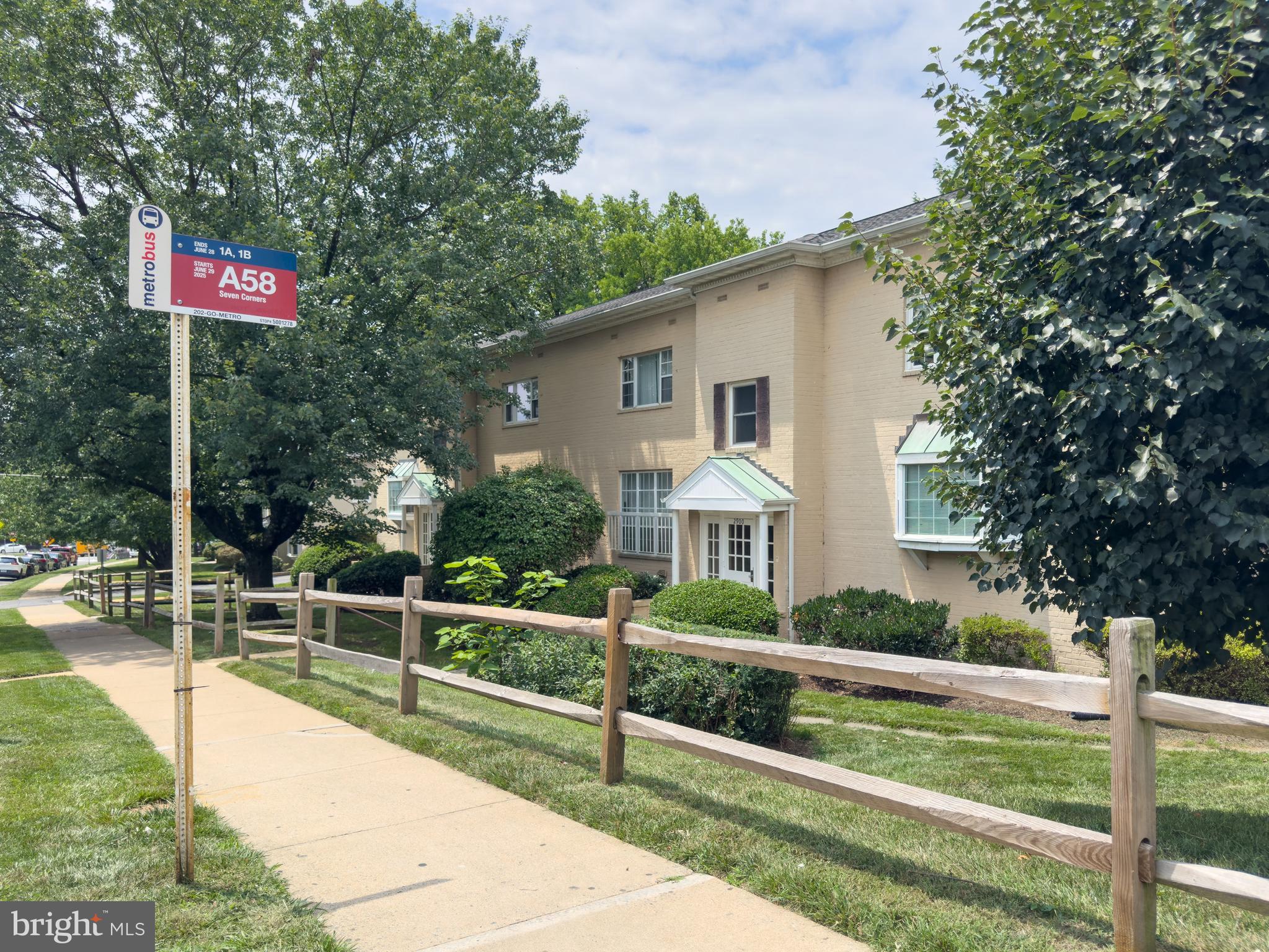 2900 PEYTON RANDOLPH DRIVE 201
